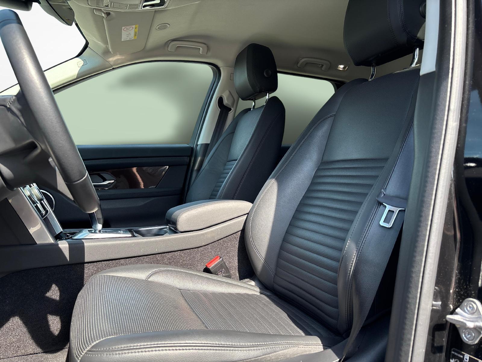 LAND ROVER Discovery Sport 2.0 SD4 200 SE-showroom-element-1