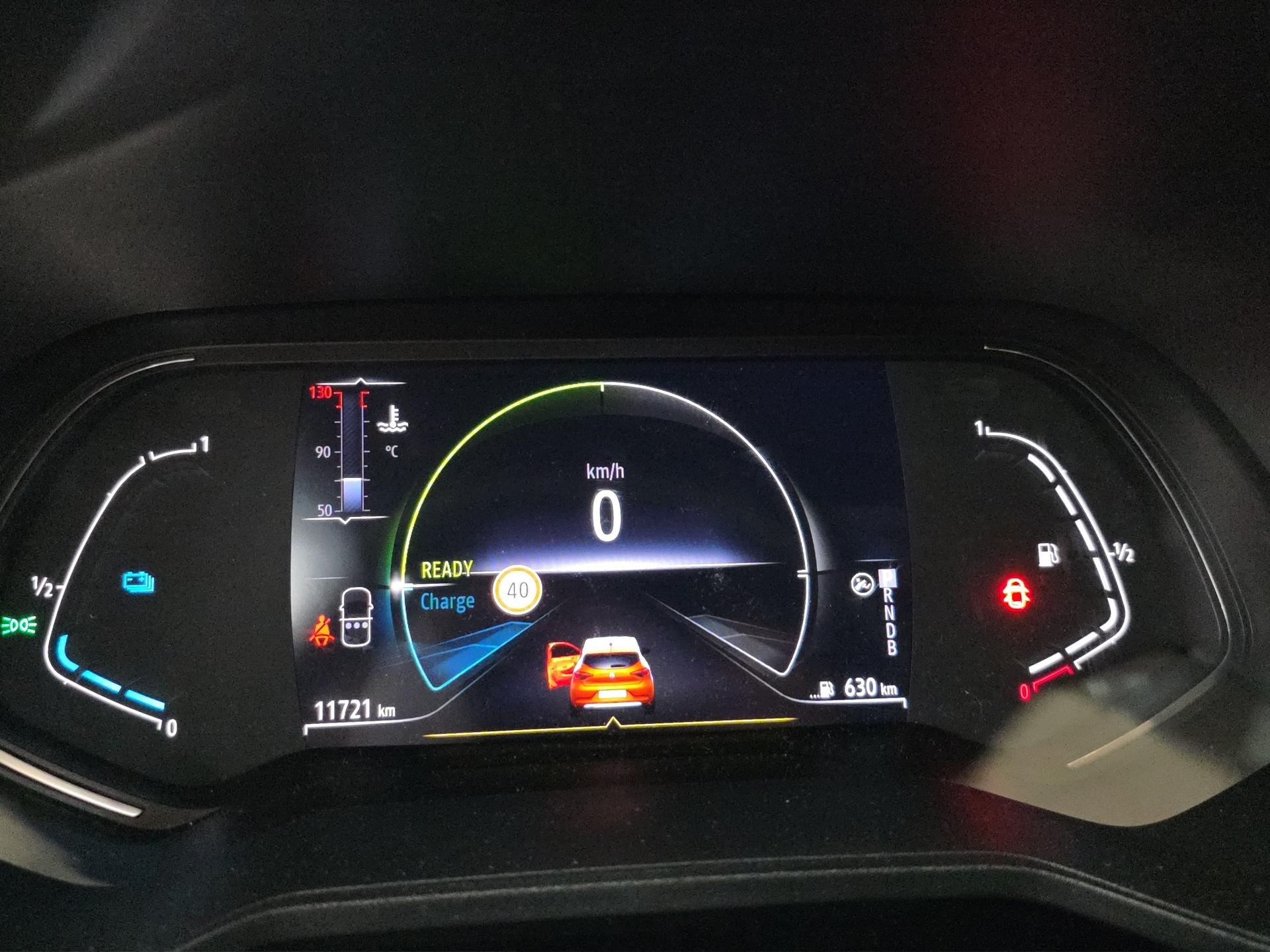 RENAULT Clio 1.6 E-Tech Intens-image-10
