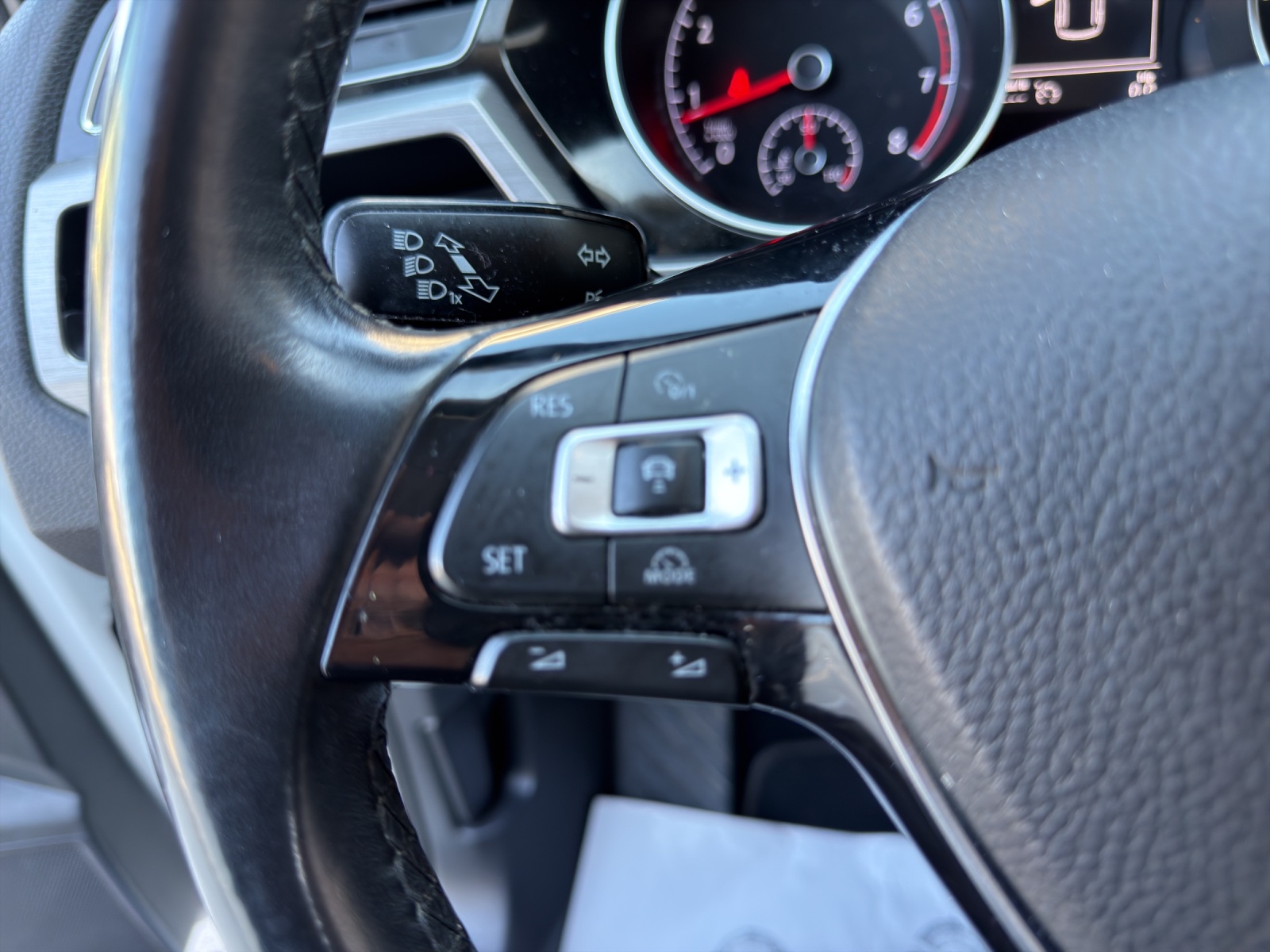 VW Touran 1.4 TSI BlueMotion Technology Highline DSG-image-22
