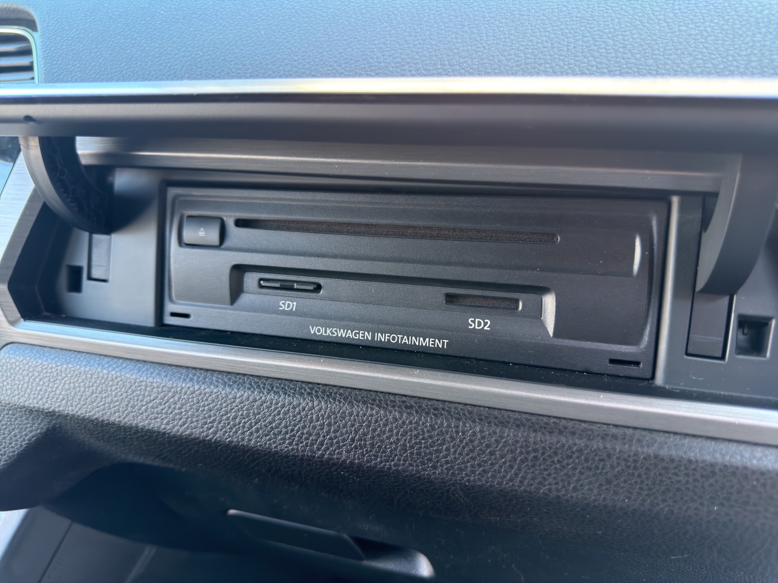 VW Touran 1.4 TSI BlueMotion Technology Highline DSG-image-30
