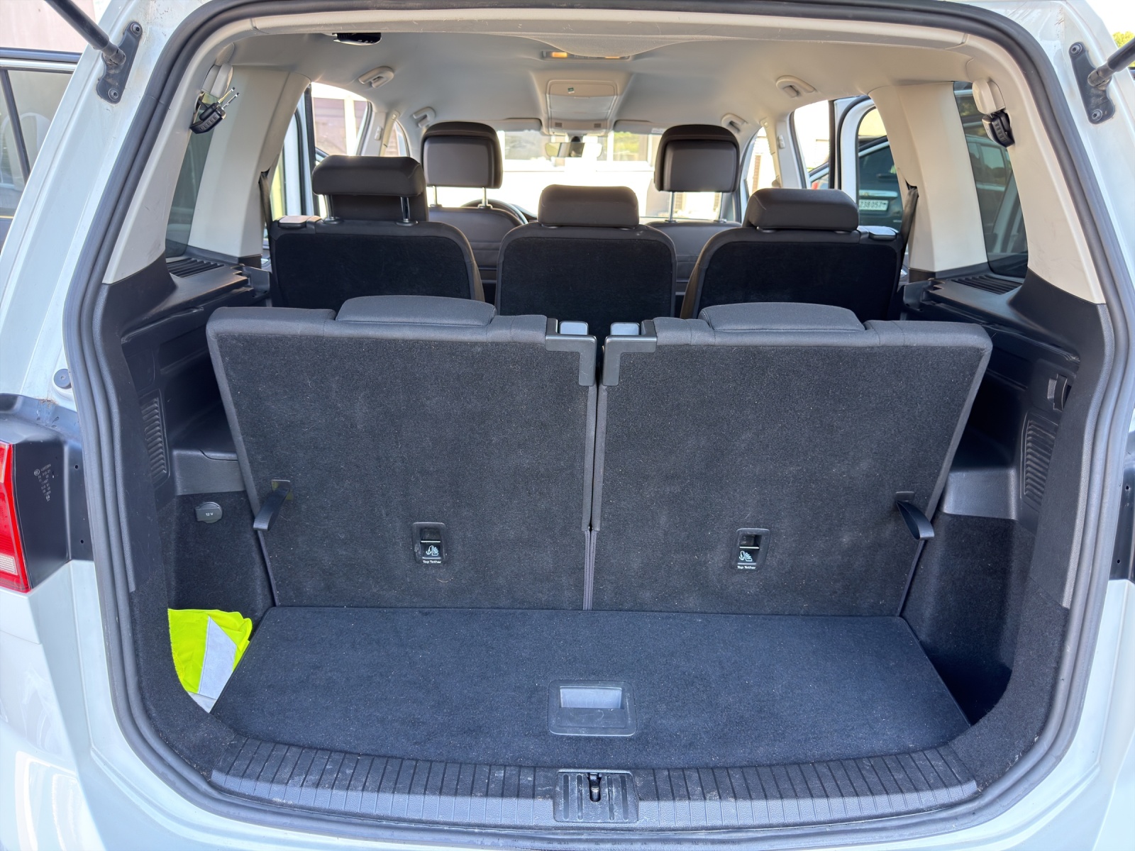 VW Touran 1.4 TSI BlueMotion Technology Highline DSG-image-28