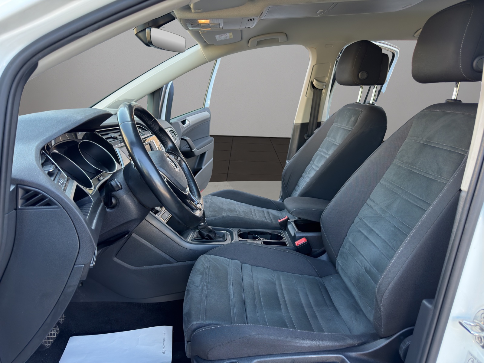 VW Touran 1.4 TSI BlueMotion Technology Highline DSG-image-8