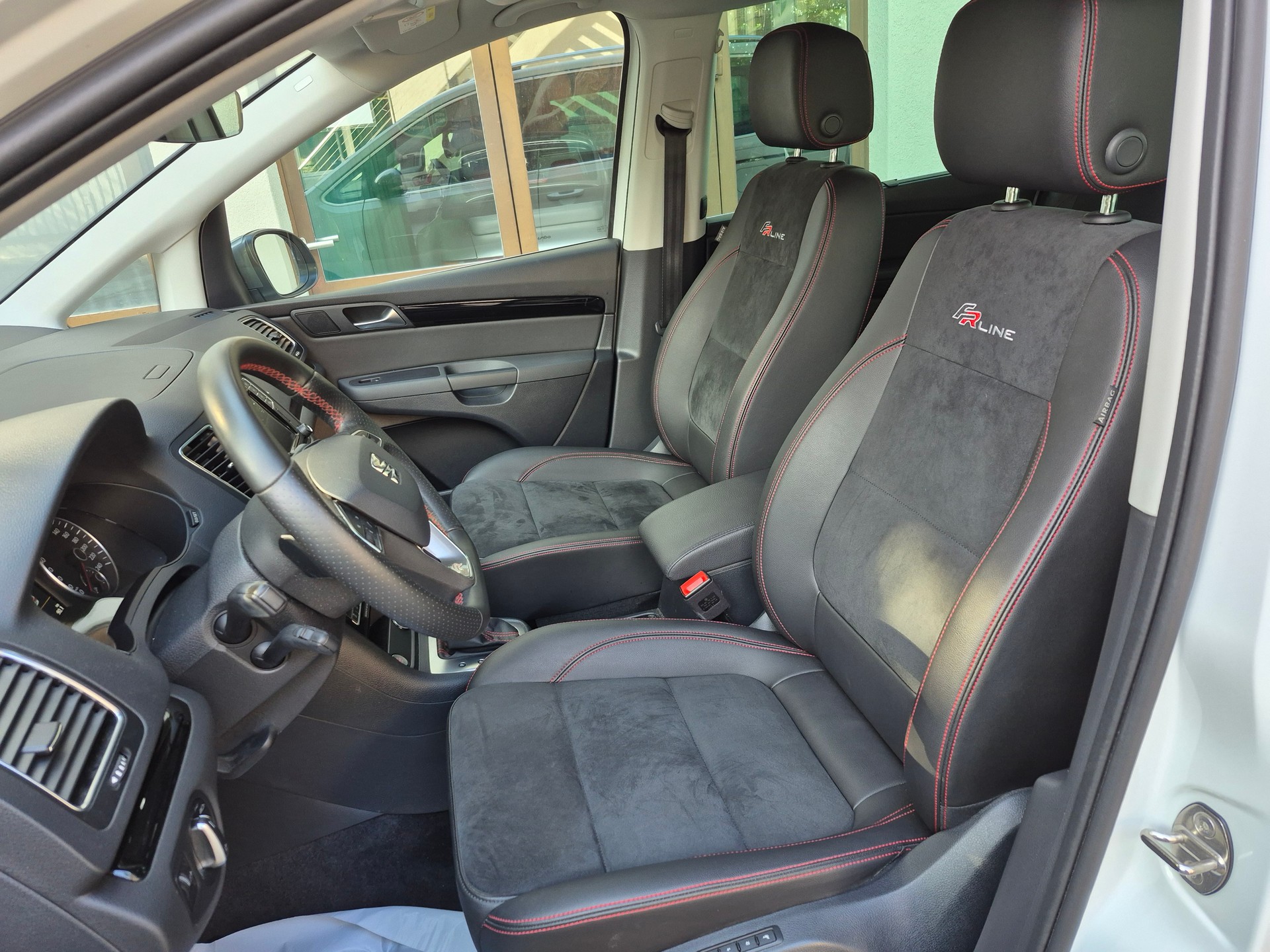 SEAT Alhambra 2.0 TDI Hola FR 4Drive-image-8