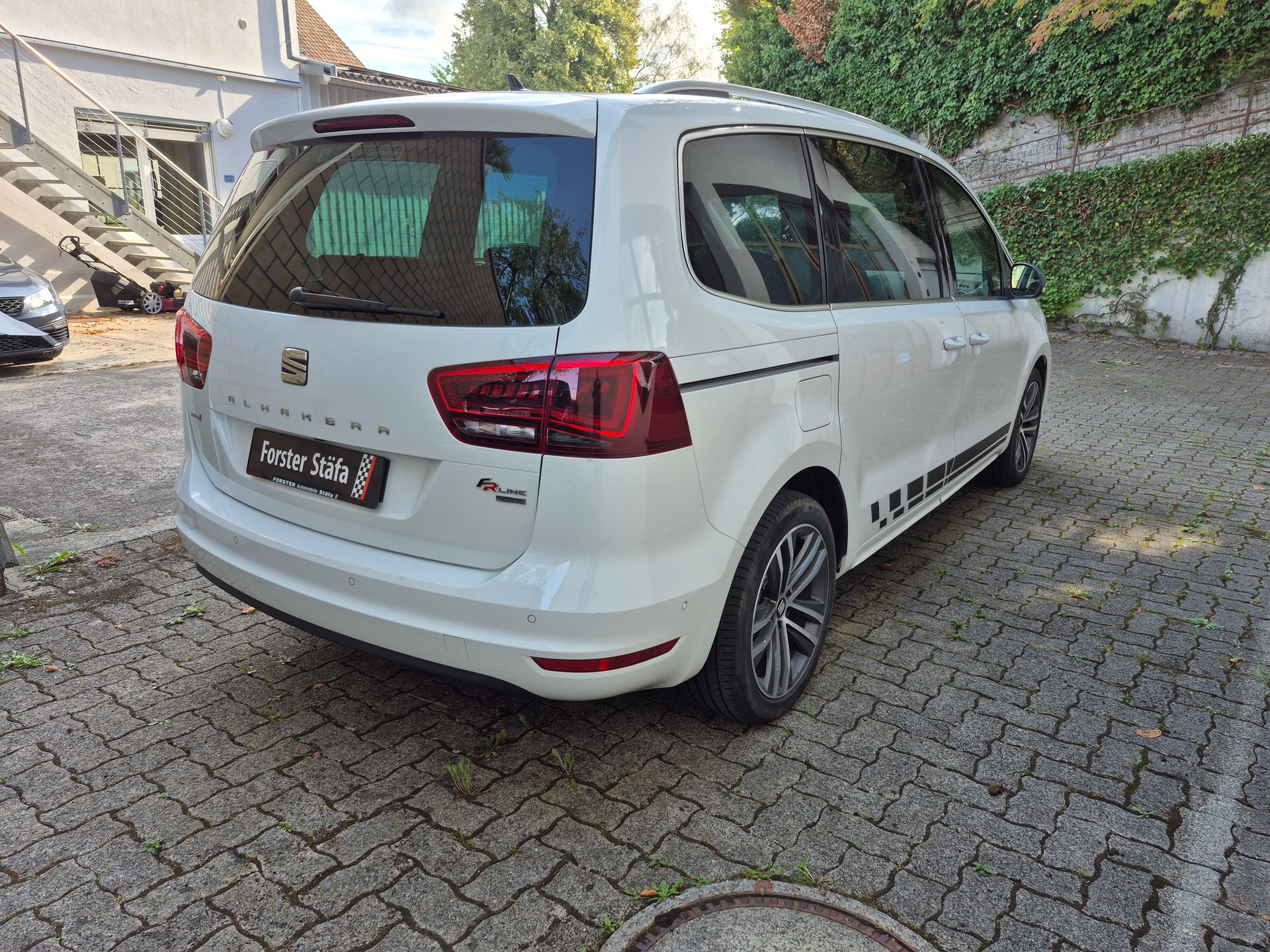 SEAT Alhambra 2.0 TDI Hola FR 4Drive-image-3