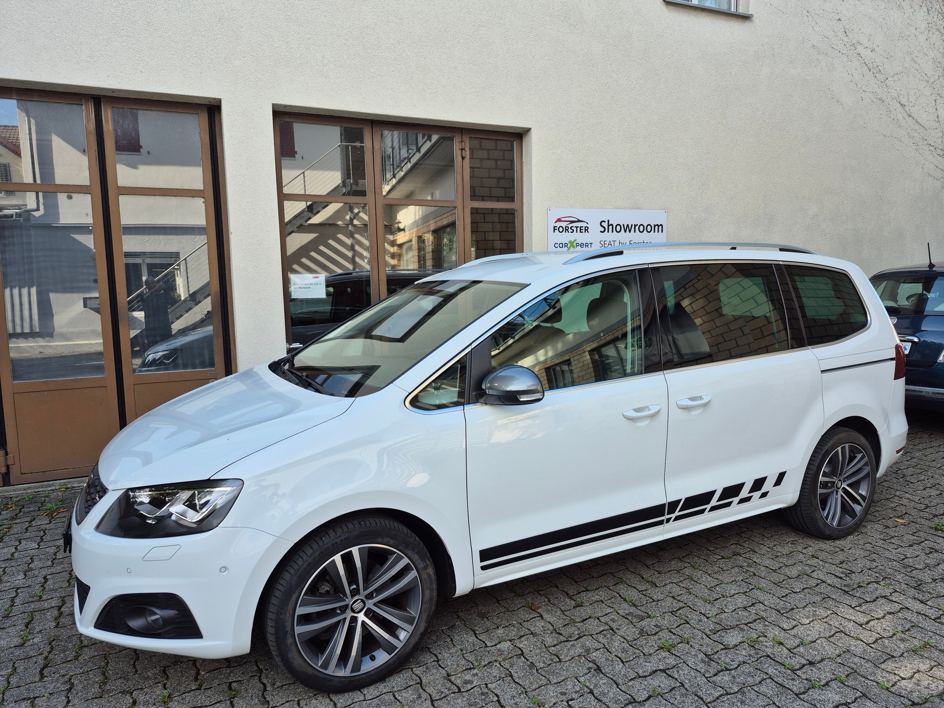 SEAT Alhambra 2.0 TDI Hola FR 4Drive-image-0