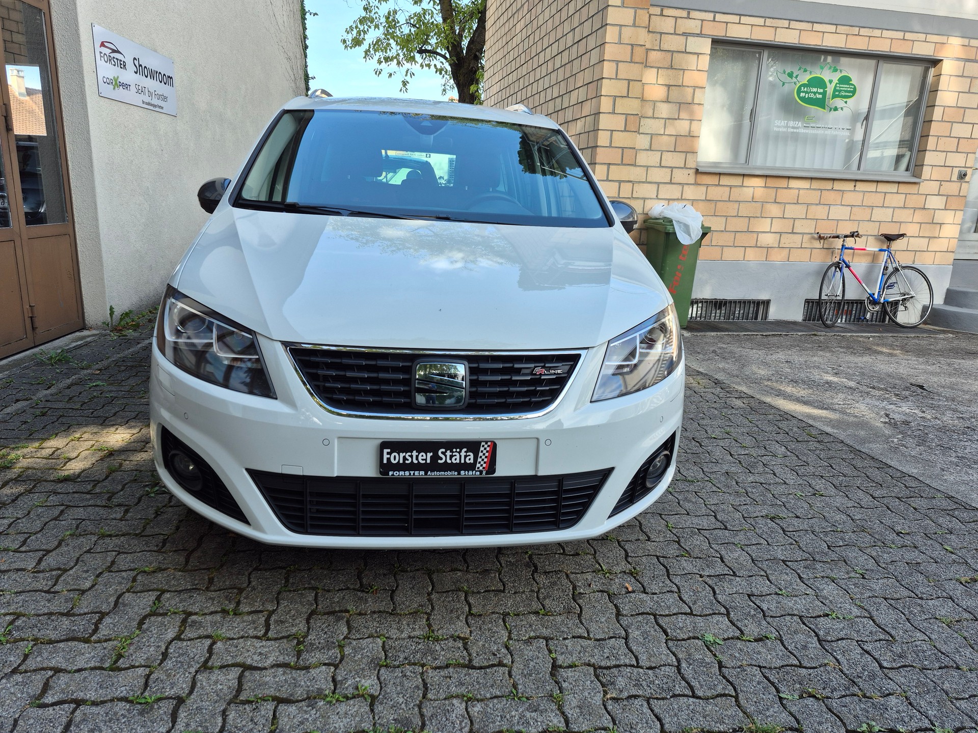 SEAT Alhambra 2.0 TDI Hola FR 4Drive-image-6