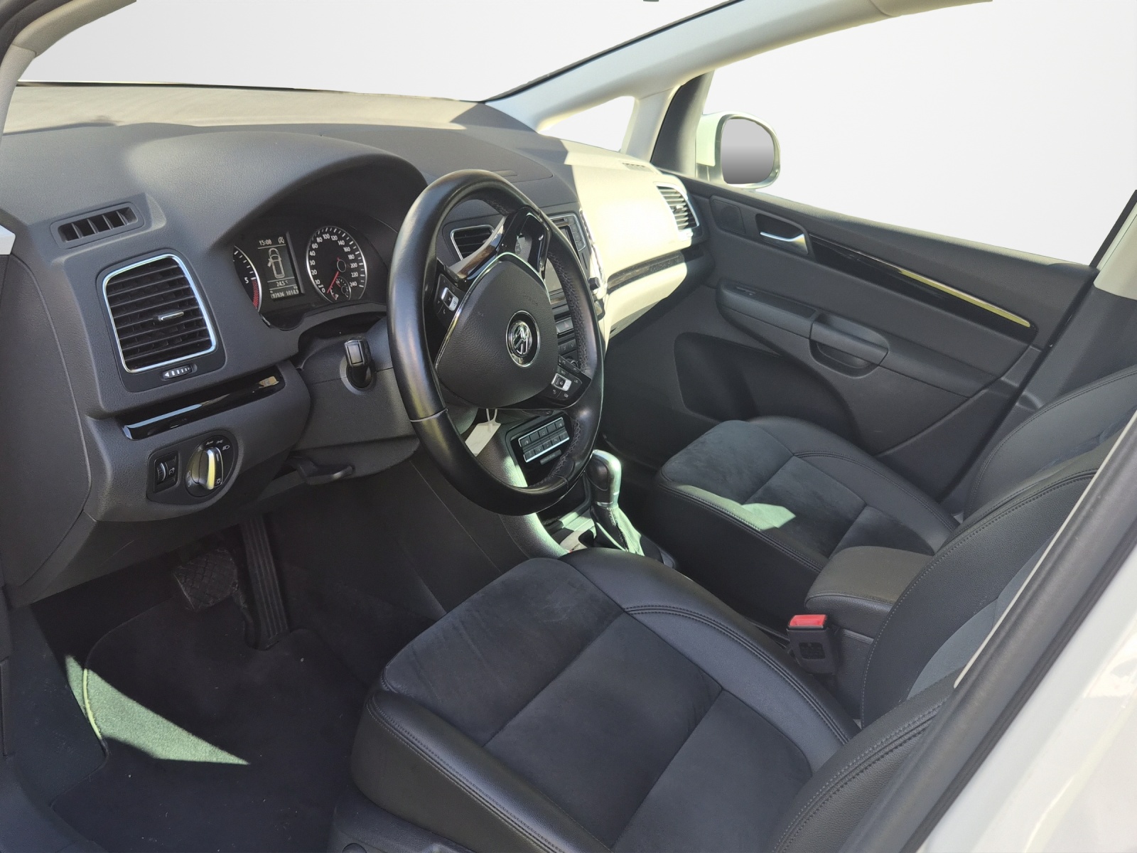 VW Sharan 2.0 TDI BMT Highline 4Motion DSG-image-9
