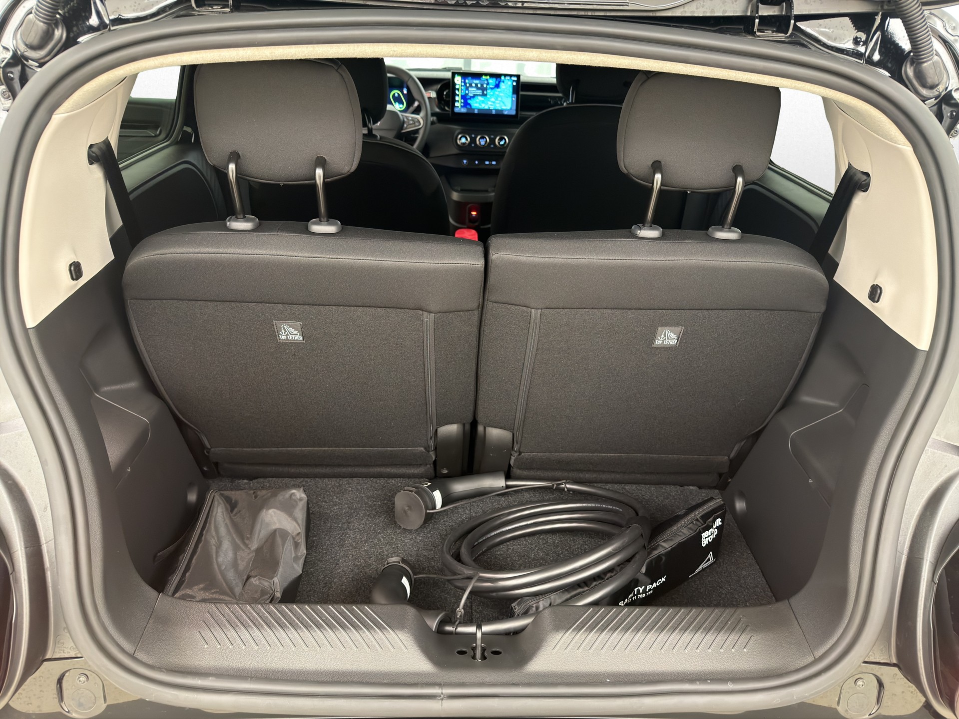 RENAULT Twingo E-Tech Urban Range techo-image-13