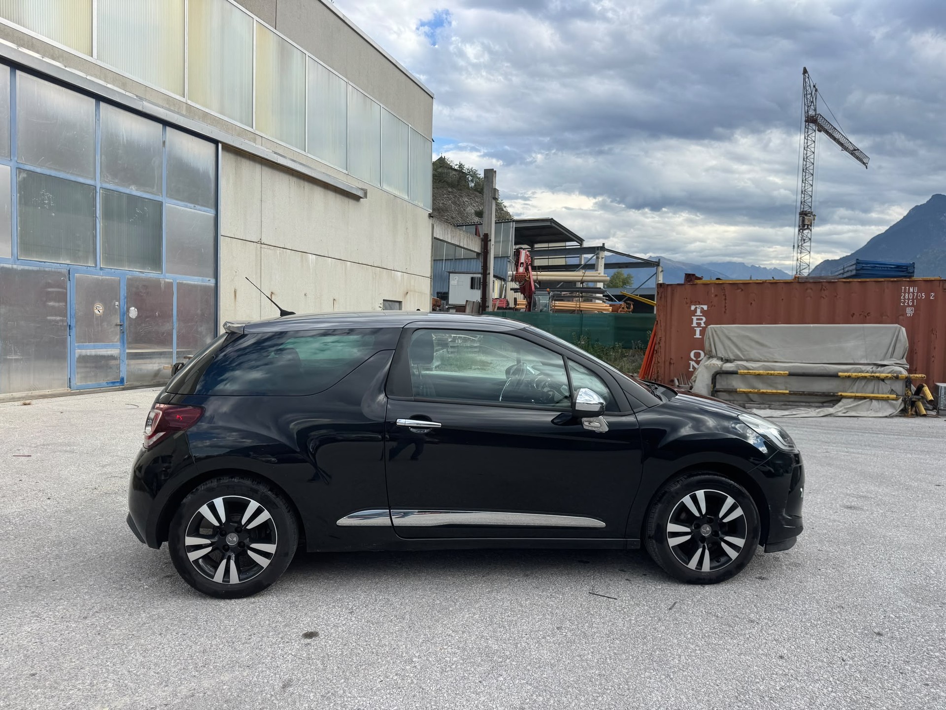 DS AUTOMOBILES DS3 1.2 VTi SO Chic-image-6