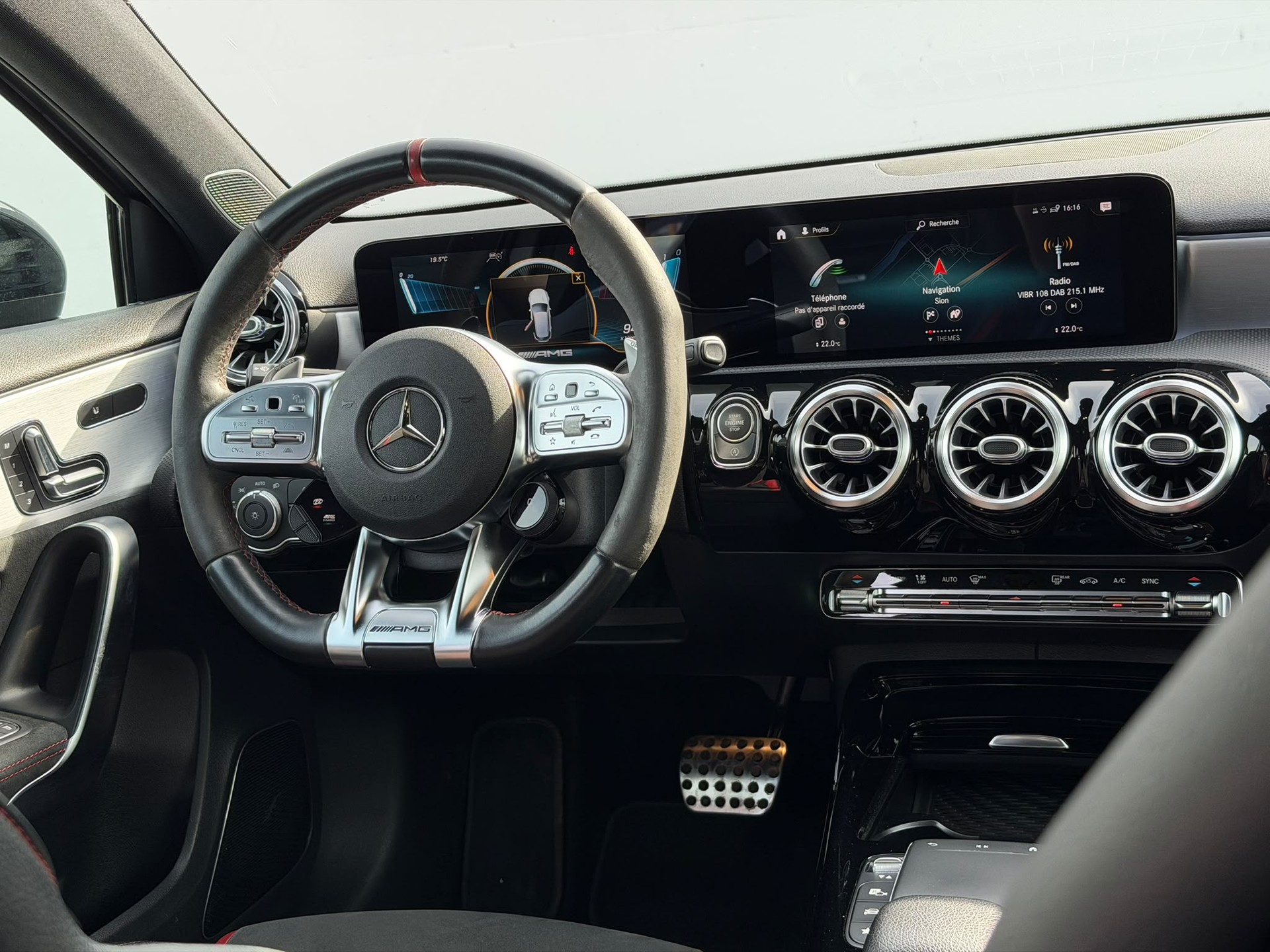 MERCEDES-BENZ A 45 S AMG 4Matic+ Speedshift-image-8