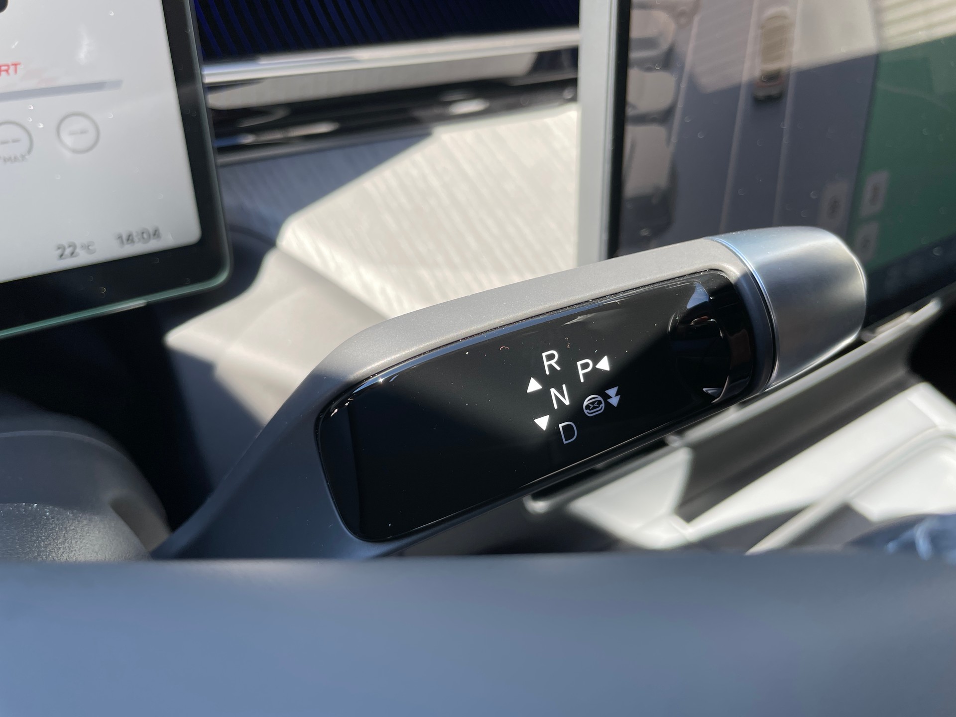 XPENG G6 80kWh Long Range-image-24