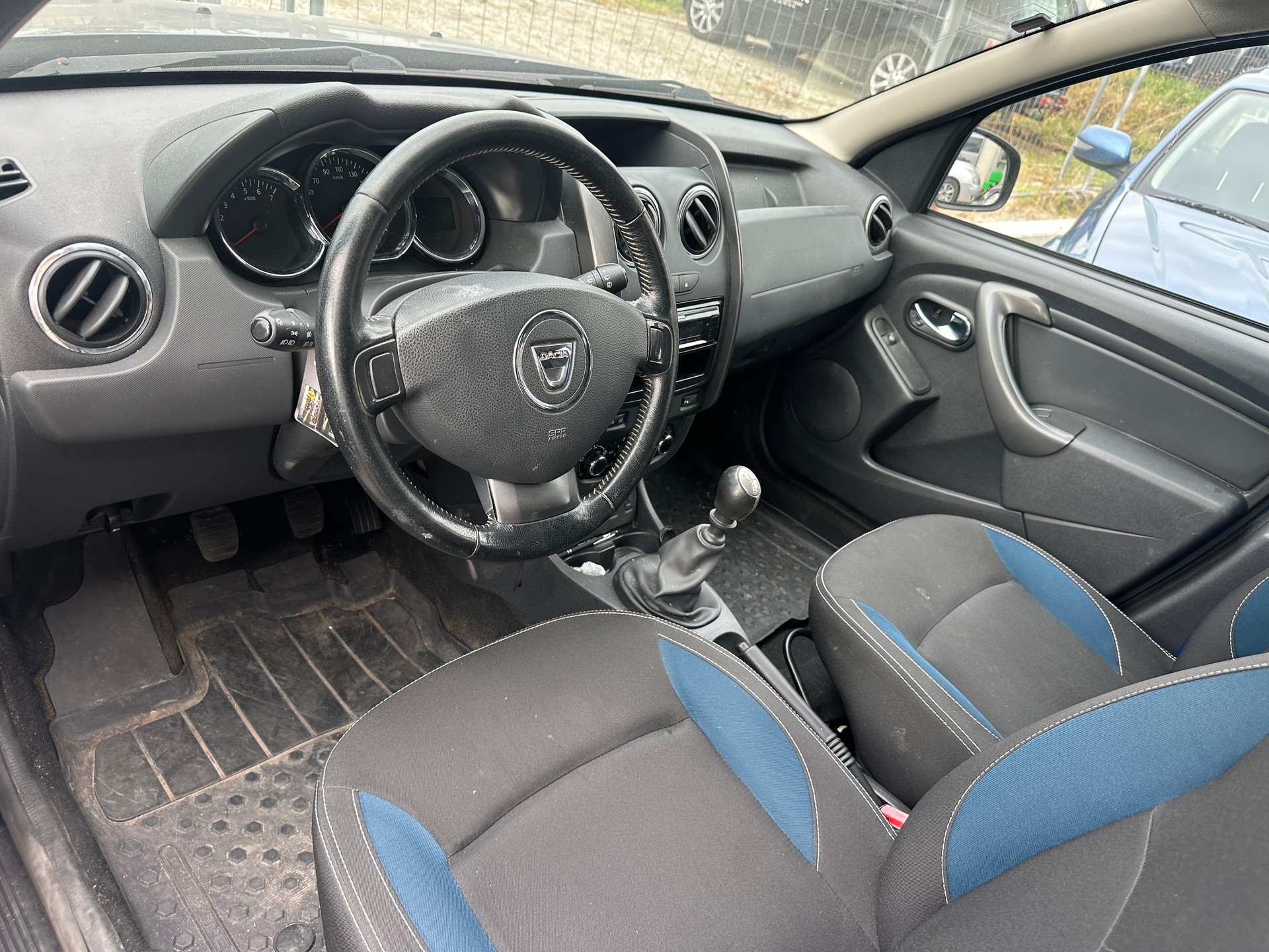 DACIA Duster 1.2 T Celebration-image-7