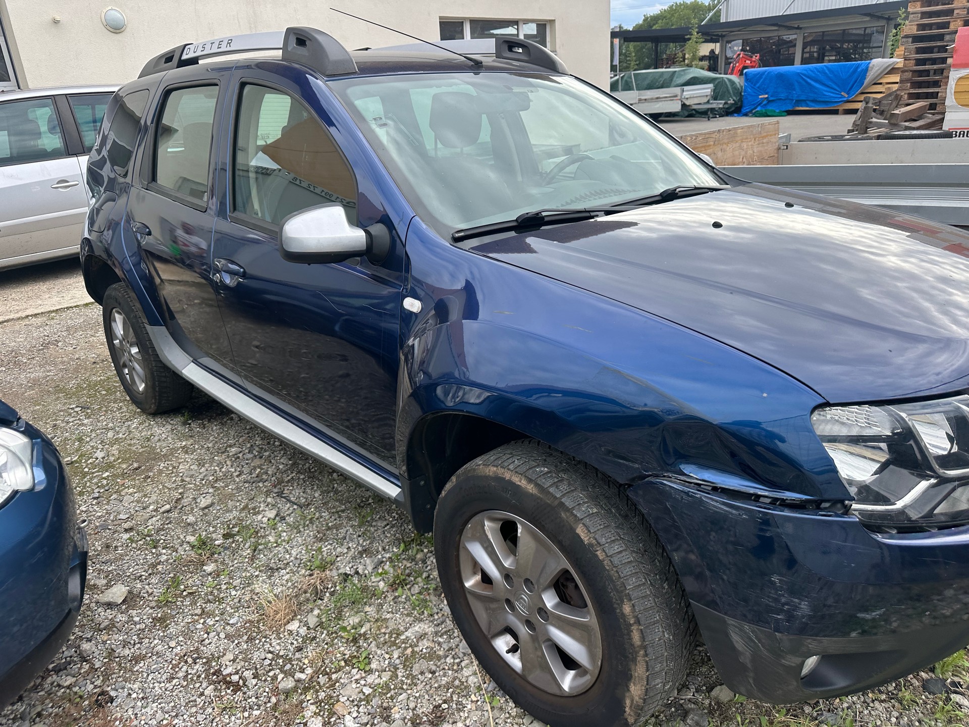DACIA Duster 1.2 T Celebration-image-15