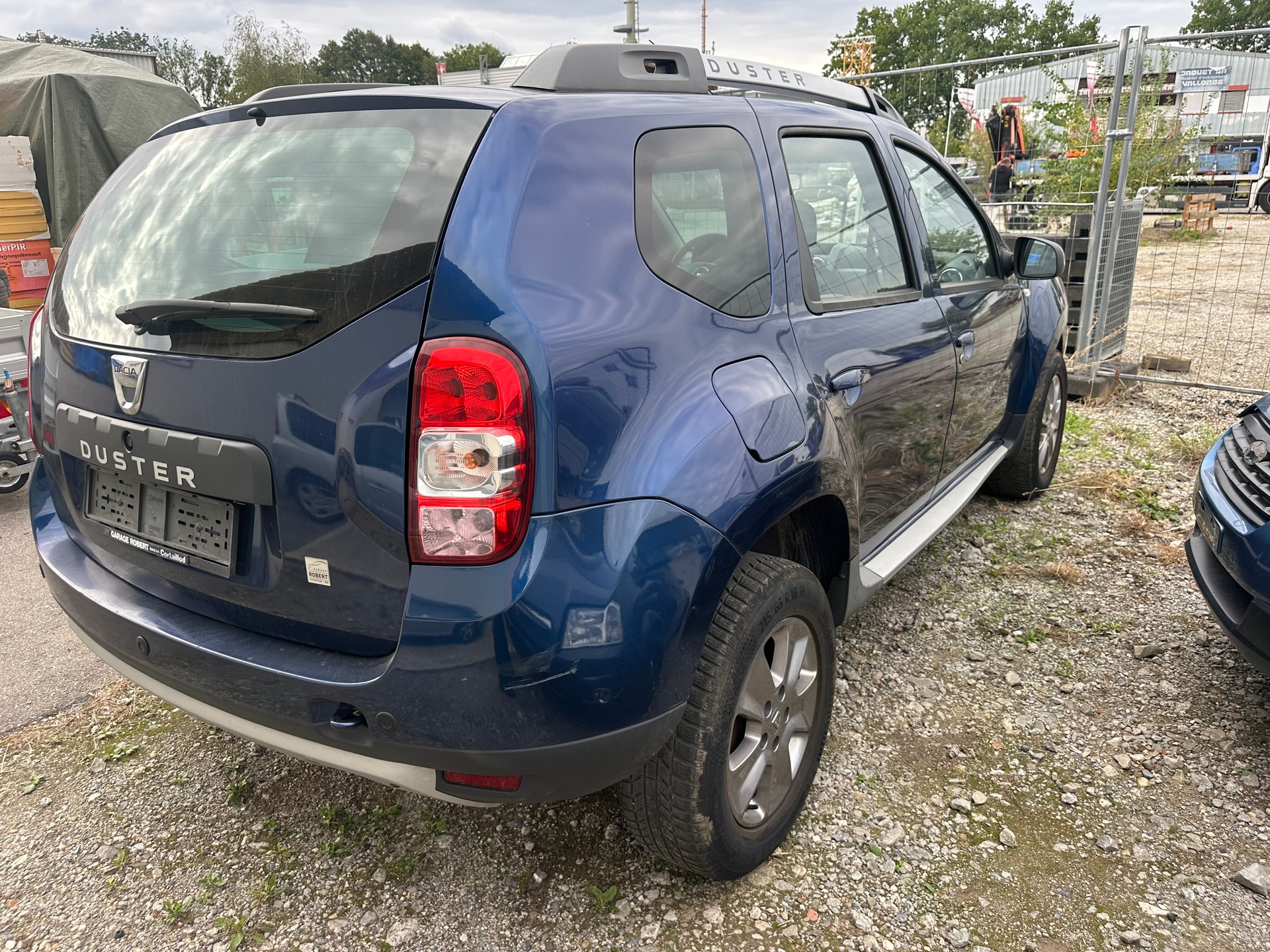 DACIA Duster 1.2 T Celebration-image-3