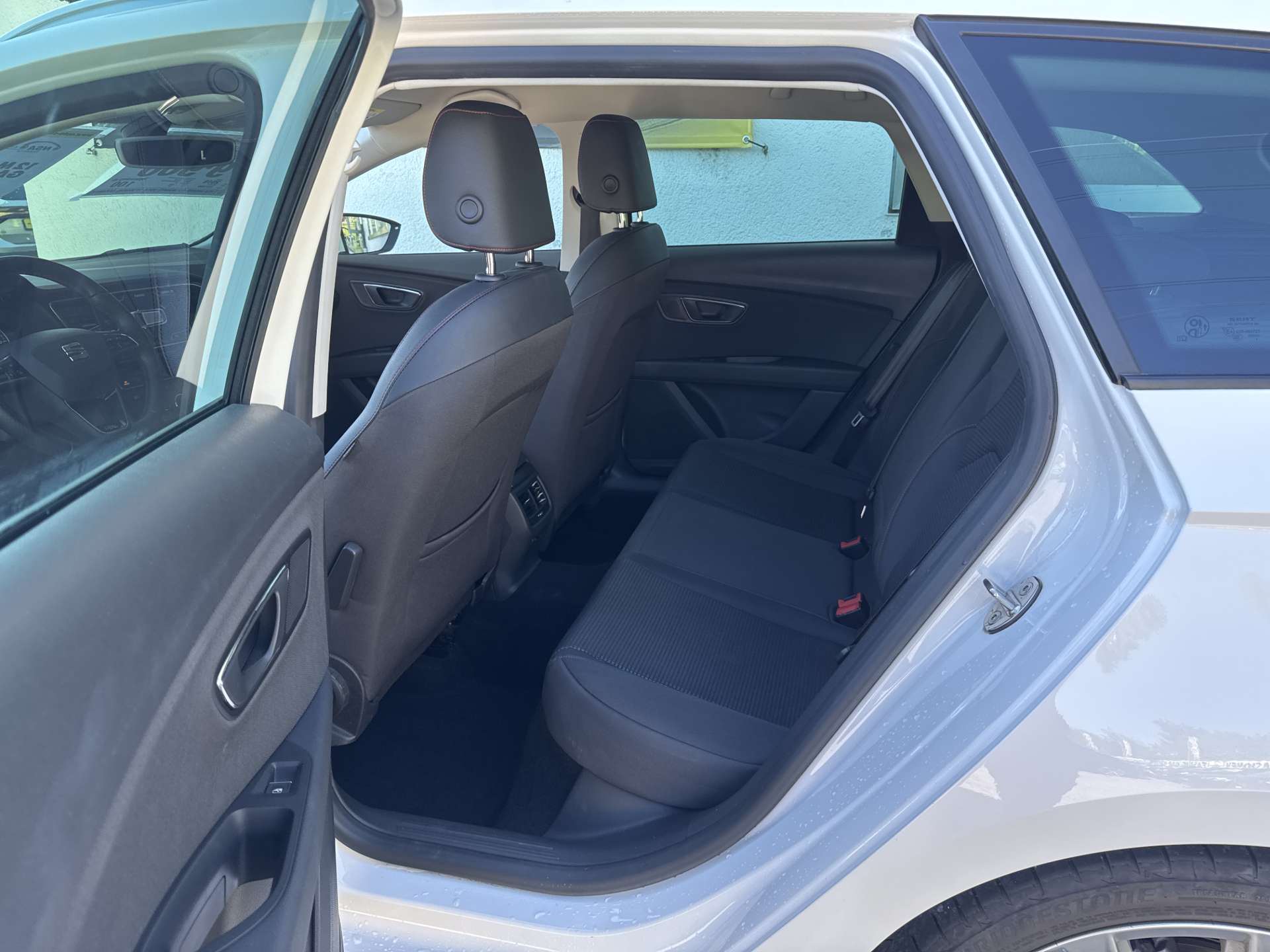 SEAT Leon ST 1.5 TSi EVO FR-image-7