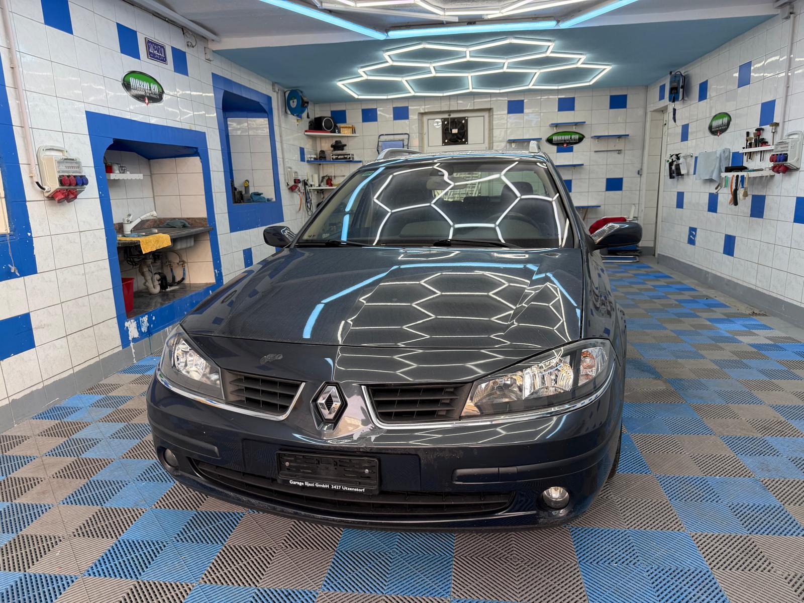 RENAULT Laguna Grandtour 2.0 16V T Dynamique-image-0