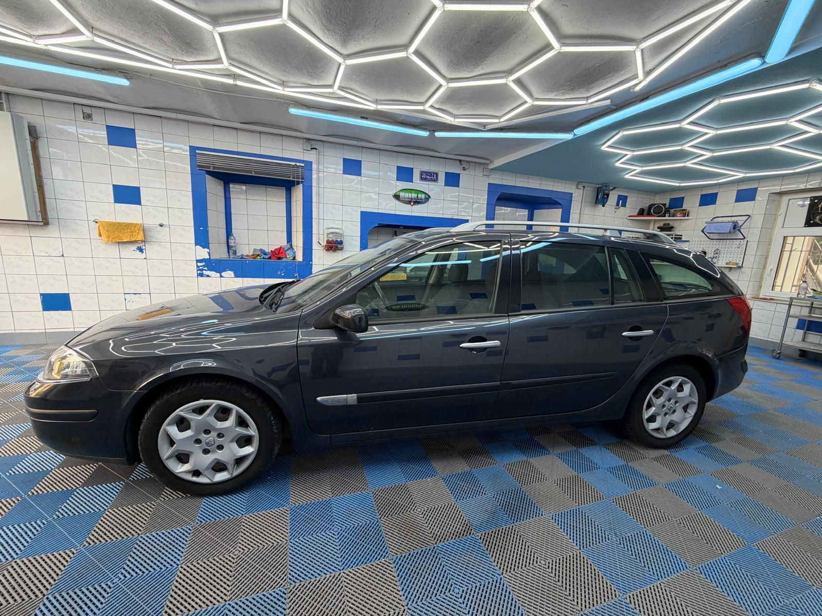 RENAULT Laguna Grandtour 2.0 16V T Dynamique-image-2