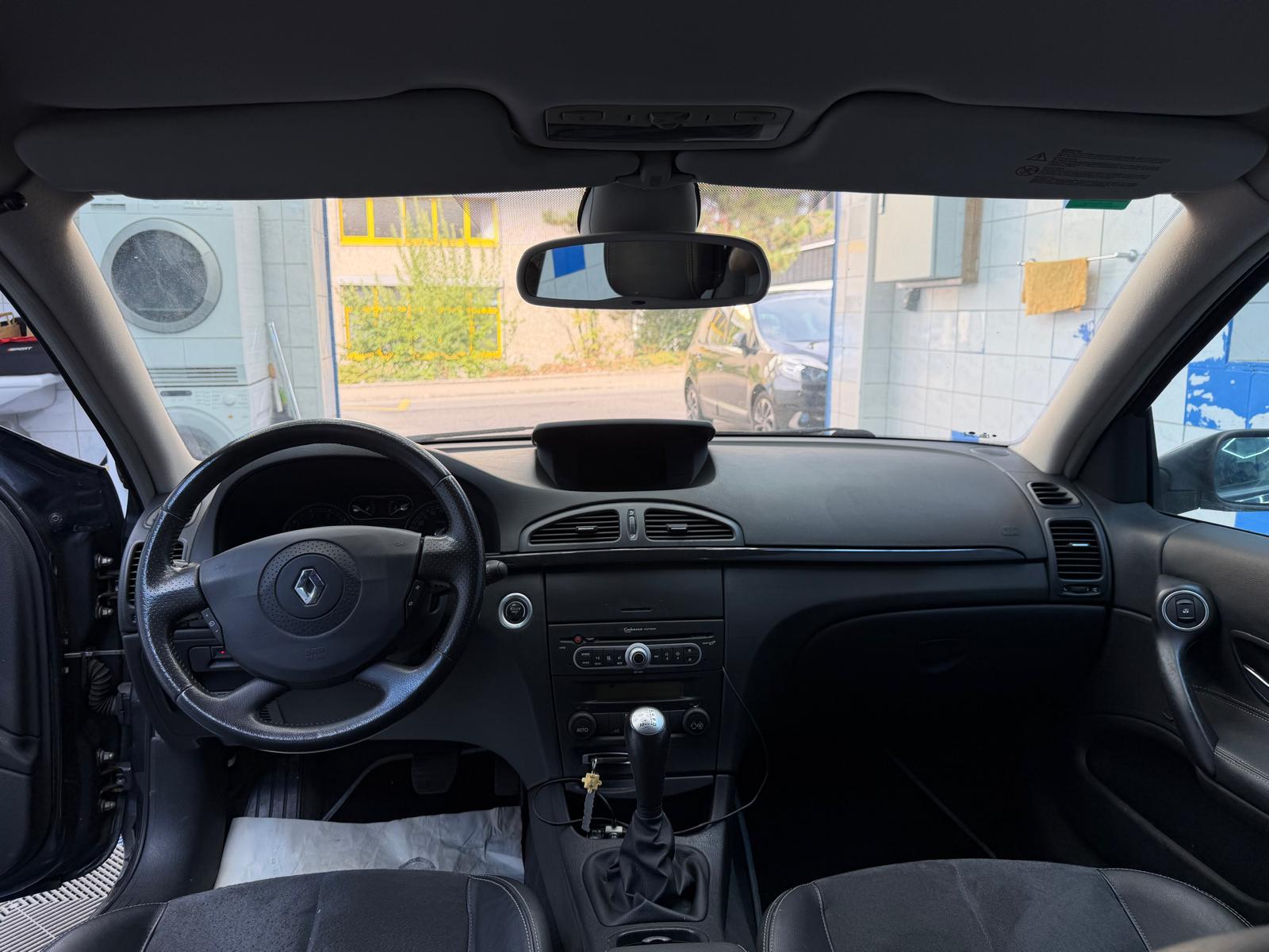 RENAULT Laguna Grandtour 2.0 16V T Dynamique-image-9
