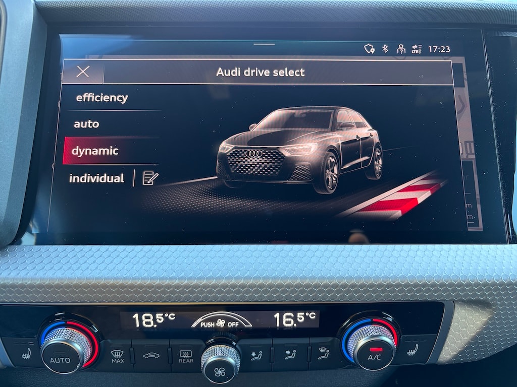 AUDI A1 Sportback 30 TFSI S Line S-tronic-image-12