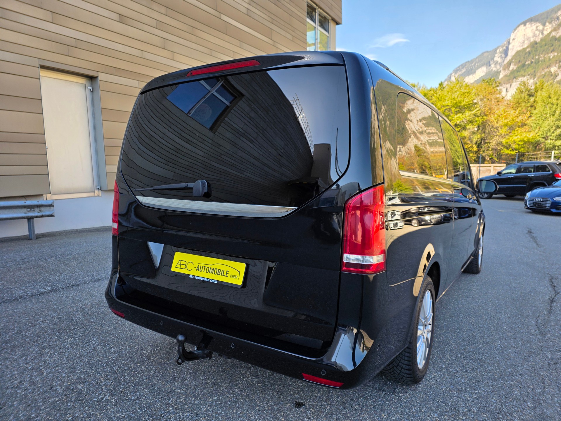 MERCEDES-BENZ MERCEDES-BENZ V250 d BlueTec Swiss Ed. lang. 4matic-image-9