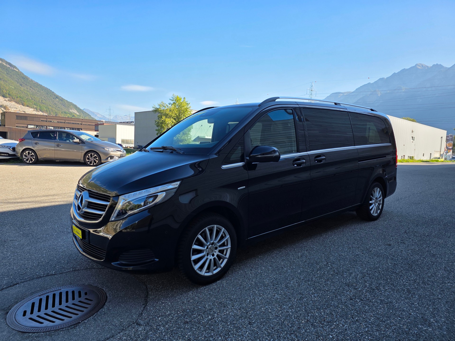 MERCEDES-BENZ MERCEDES-BENZ V250 d BlueTec Swiss Ed. lang. 4matic-image-1