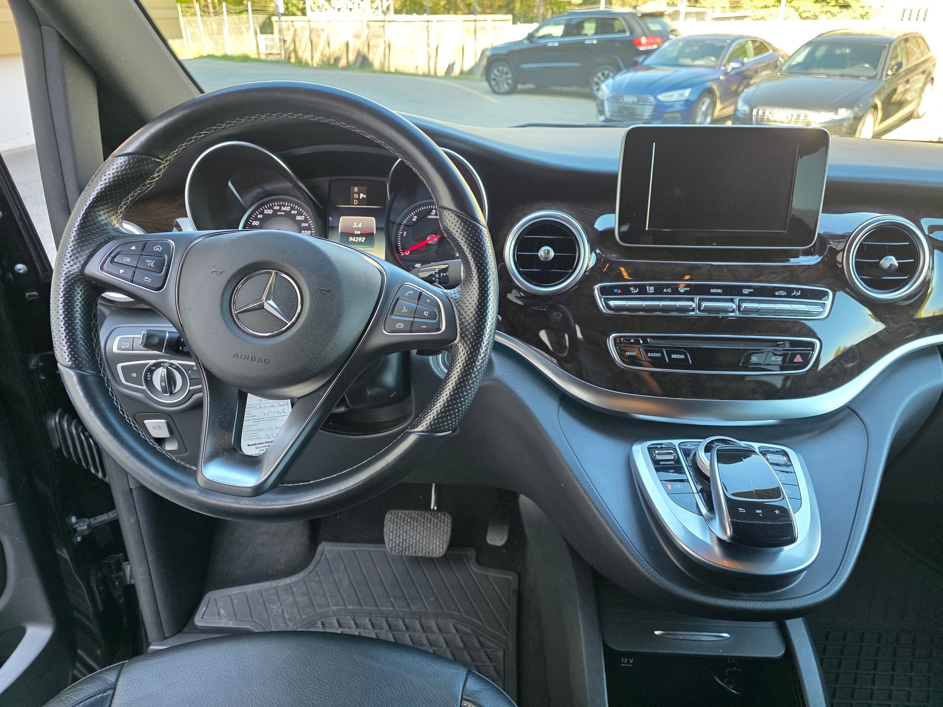 MERCEDES-BENZ MERCEDES-BENZ V250 d BlueTec Swiss Ed. lang. 4matic-image-21