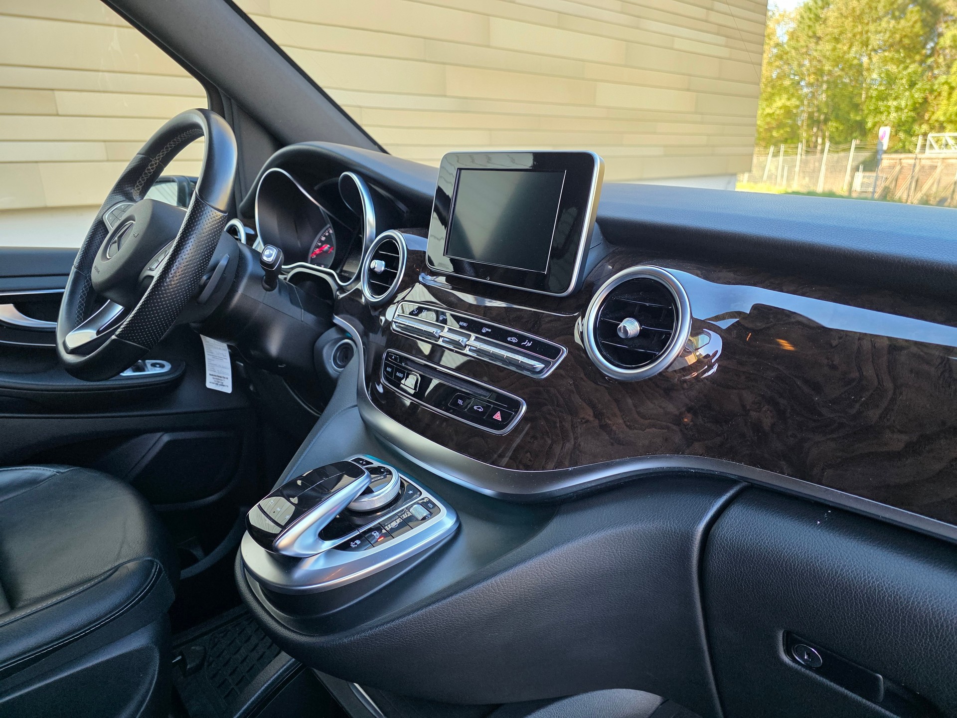 MERCEDES-BENZ MERCEDES-BENZ V250 d BlueTec Swiss Ed. lang. 4matic-image-25