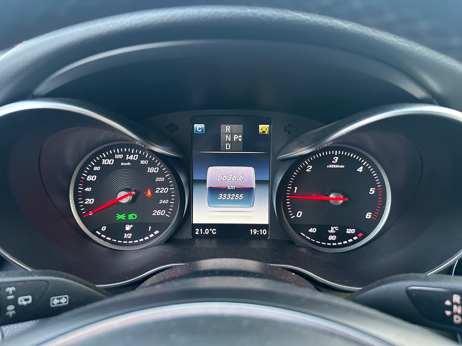 MERCEDES-BENZ C 220 d Avantgarde 4Matic 7G-Tronic-image-12