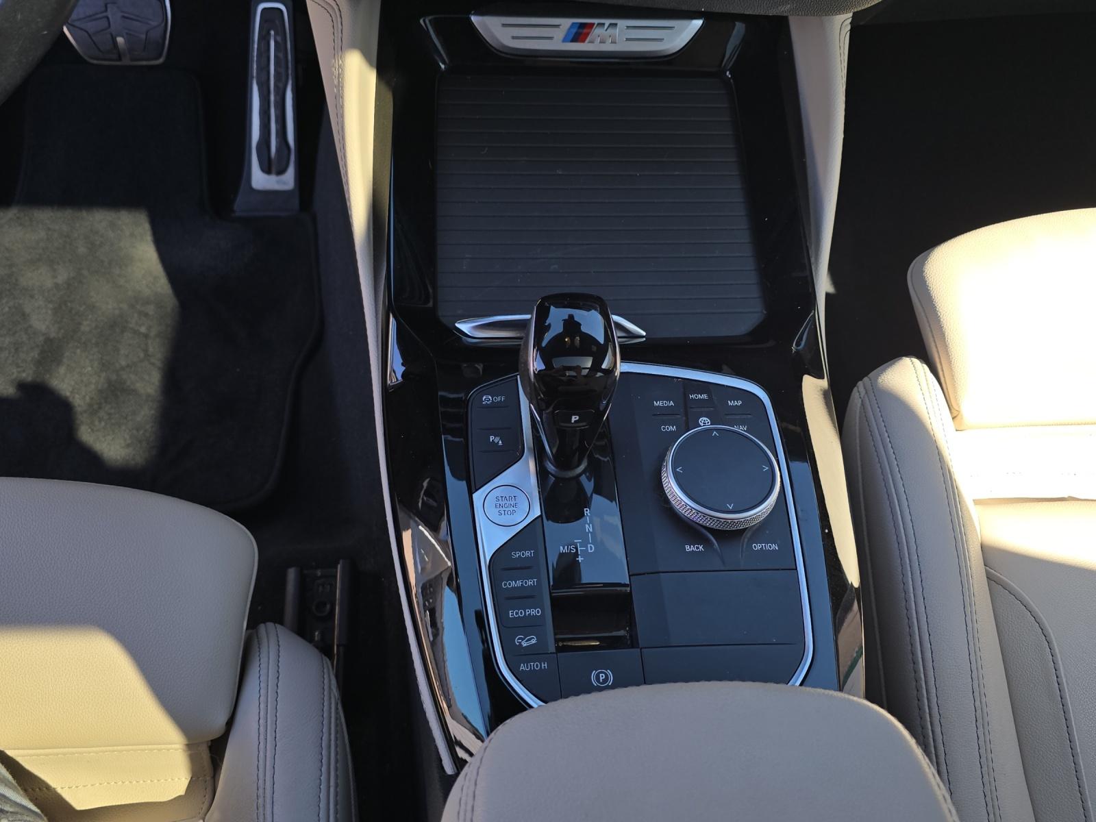 BMW X4 M40i-image-11