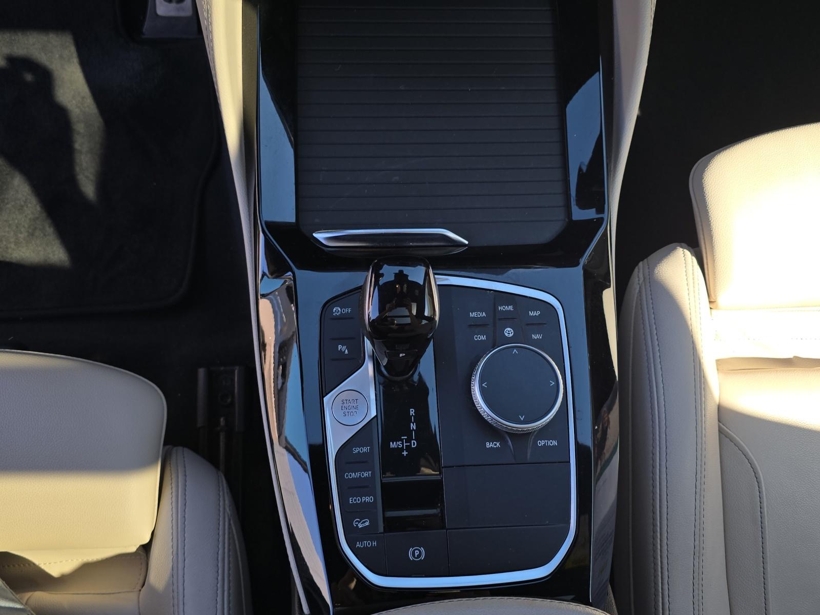 BMW X4 M40i-image-12