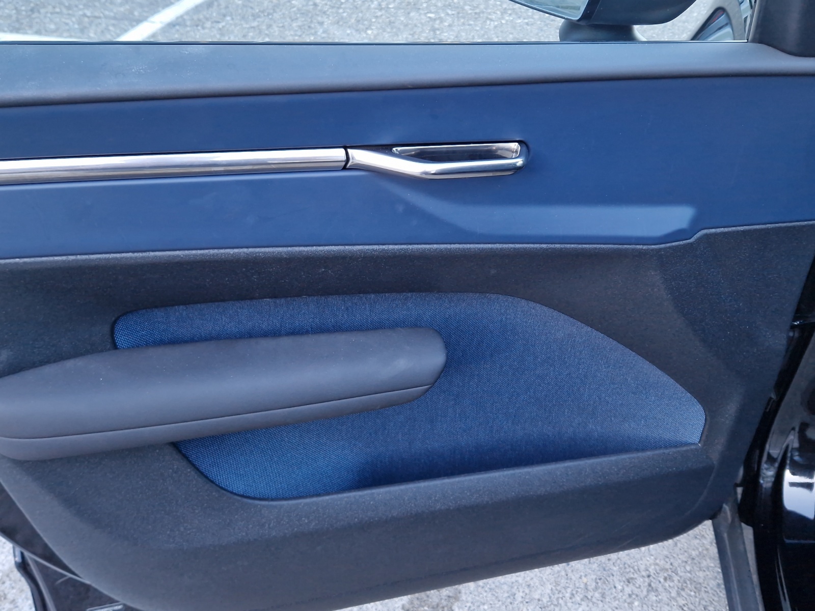 VOLVO EX30 E60 Twin Ultra Performance AWD-image-11