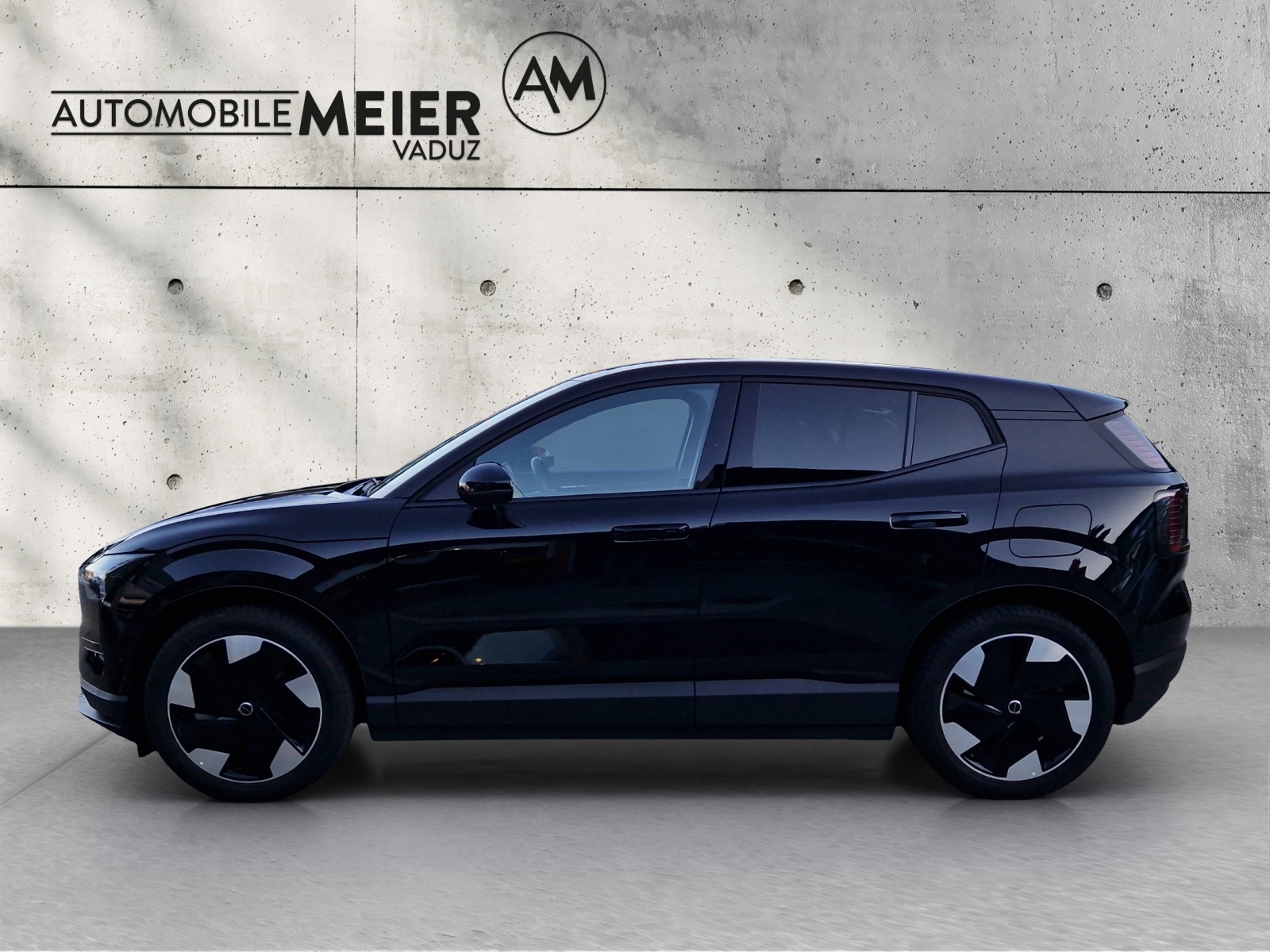 VOLVO EX30 E60 Twin Ultra Performance AWD-image-4