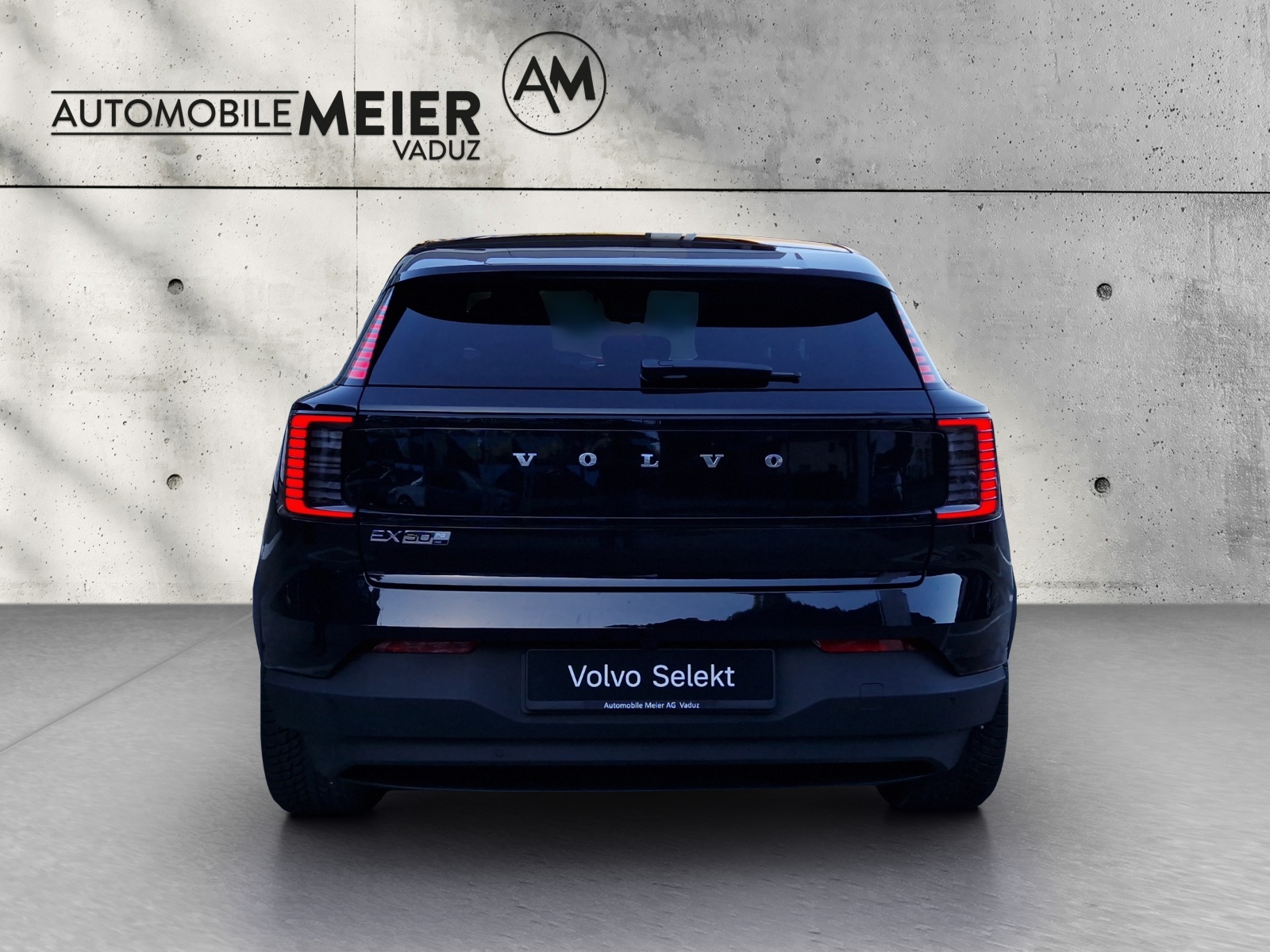 VOLVO EX30 E60 Twin Ultra Performance AWD-image-1