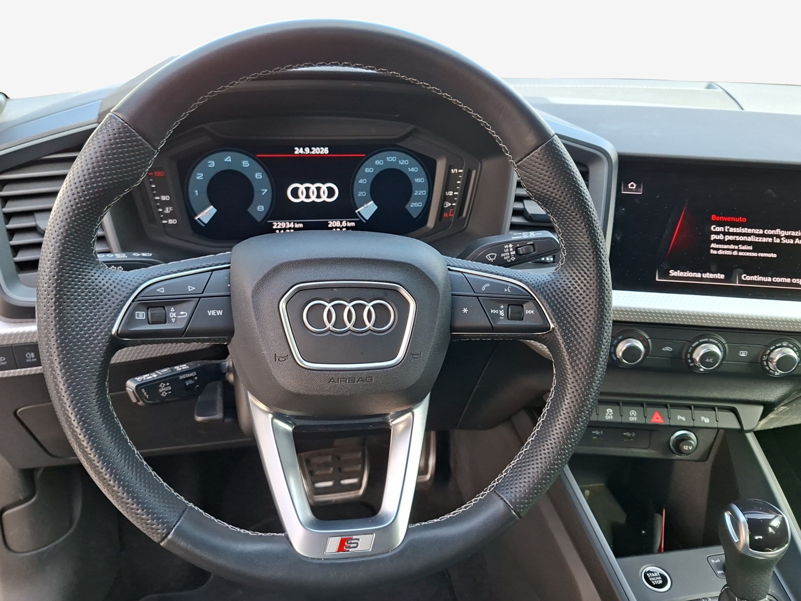 AUDI A1 Sportback 35 TFSI S Line S-tronic-image-9