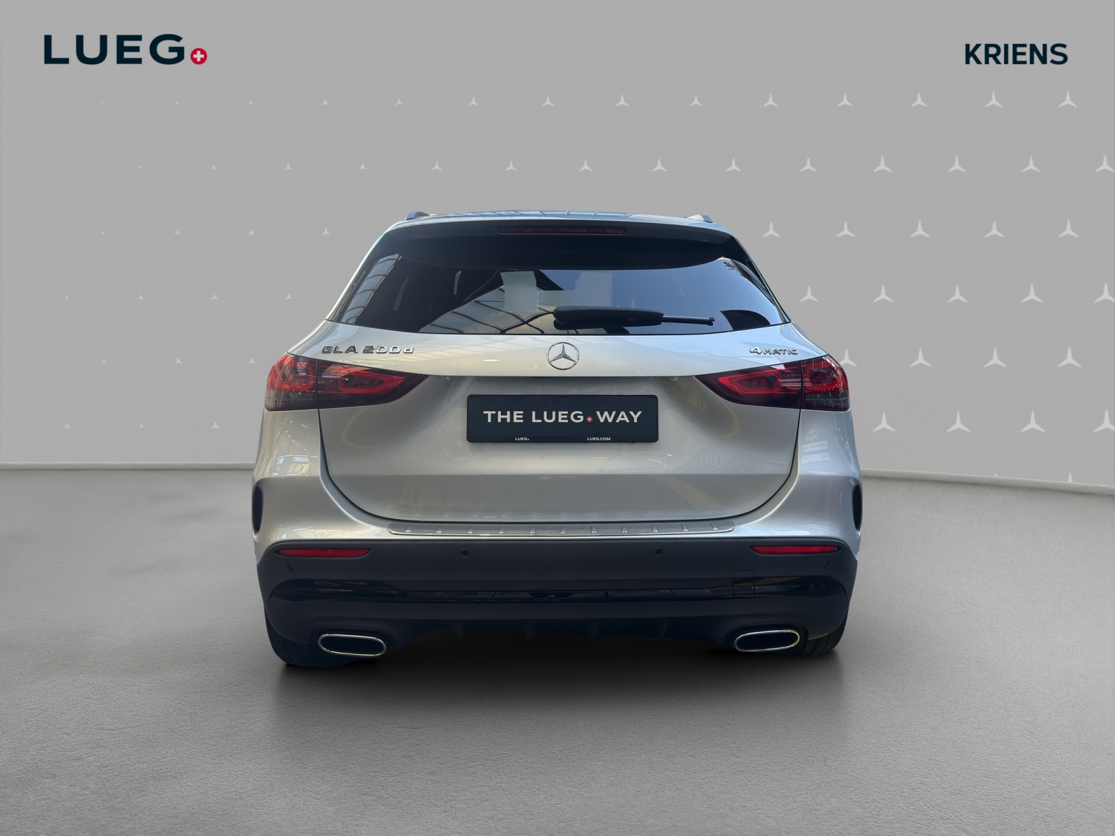 MERCEDES-BENZ GLA 200 d 4M - AMG / DISTRONIC / Rückfahrkamera / Premium-Plus-image-3
