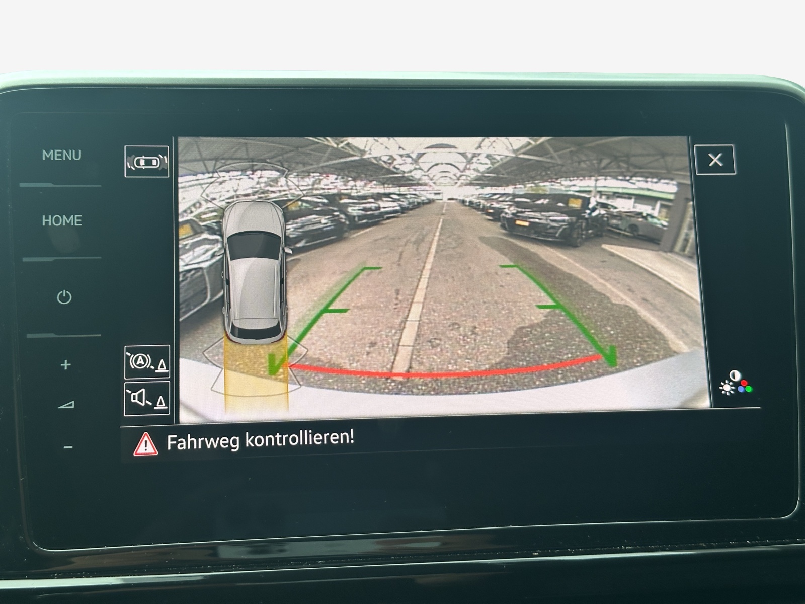 VW T-Roc 2.0 TSI R-Line DSG 4Motion-image-15