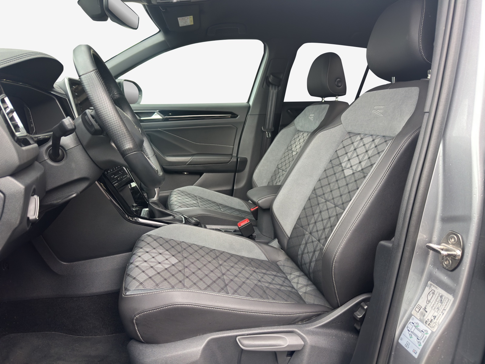 VW T-Roc 2.0 TSI R-Line DSG 4Motion-image-7
