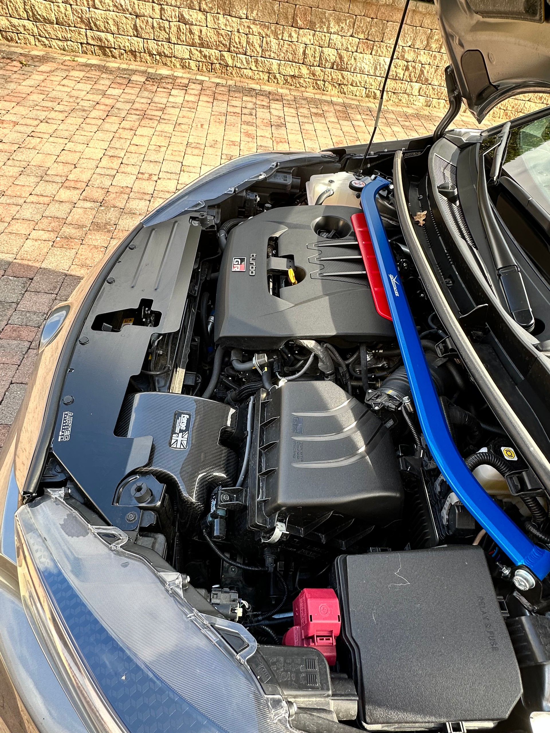 TOYOTA 1.6 Turbo Sport 4x4-image-4
