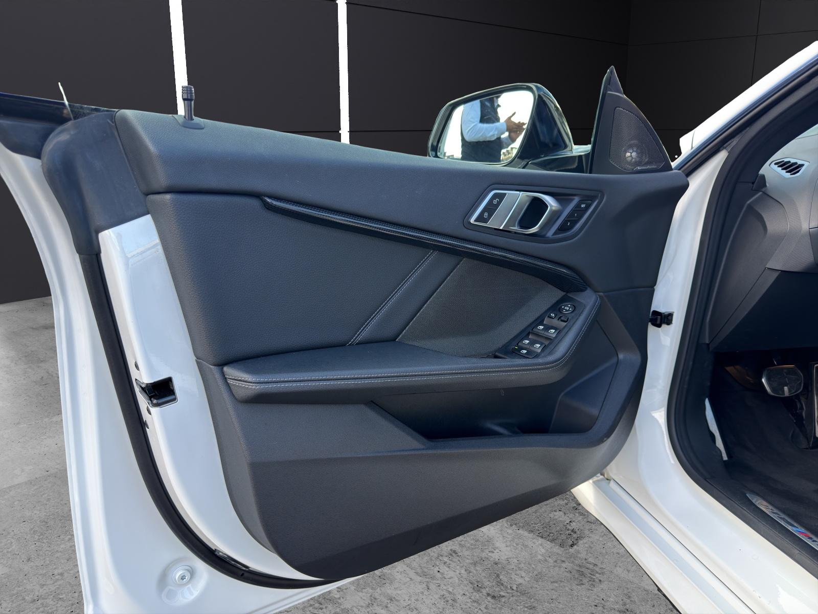 BMW 2er Reihe F44 Gran Coupé M235i xDrive-image-14