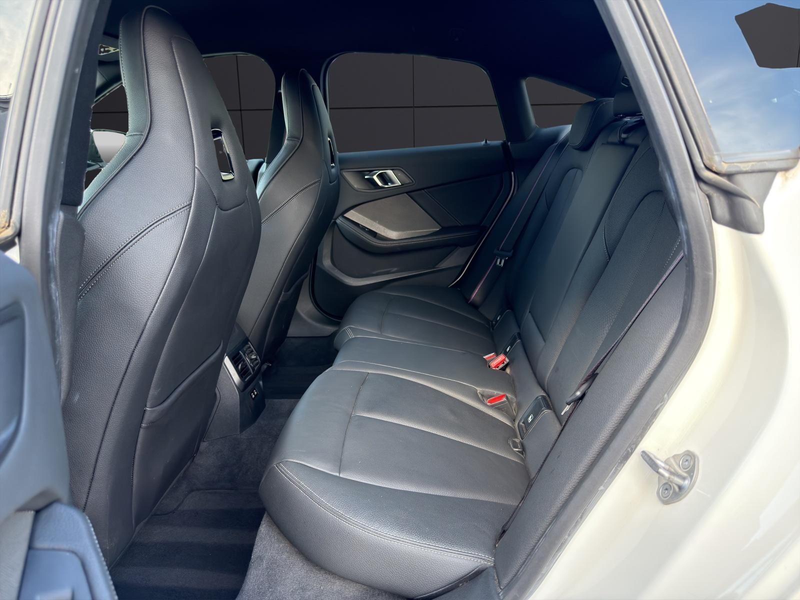 BMW 2er Reihe F44 Gran Coupé M235i xDrive-image-17