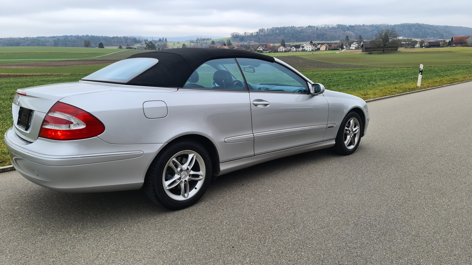 MERCEDES-BENZ CLK 240 Avantgarde-image-1