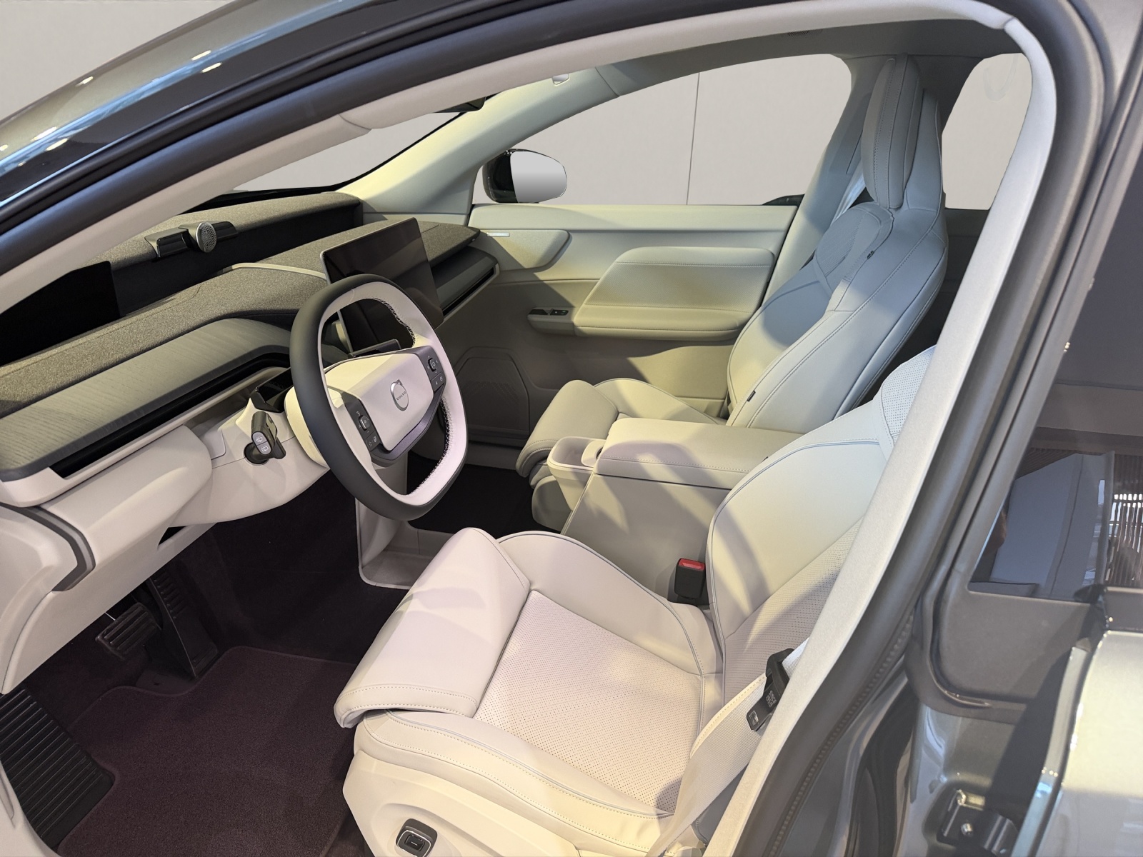 VOLVO EX60 Twin Ultra AWD-image-4