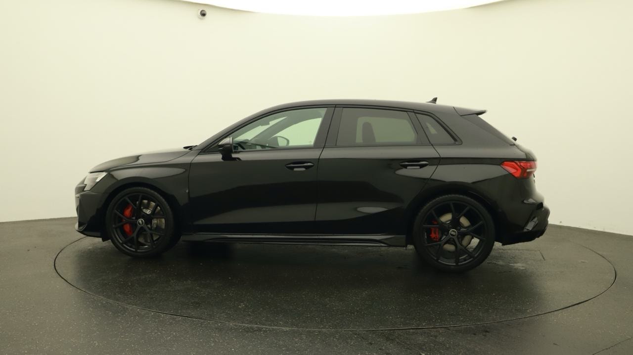 AUDI RS3 Sportback 2.5 TSI quattro S-tronic-image-1
