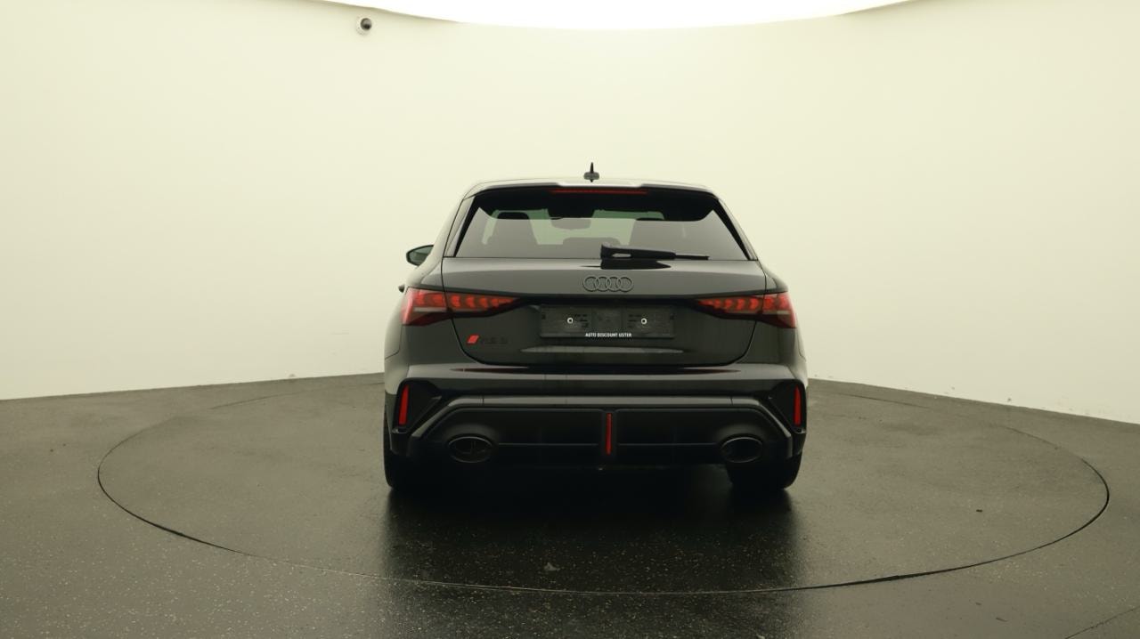 AUDI RS3 Sportback 2.5 TSI quattro S-tronic-image-3