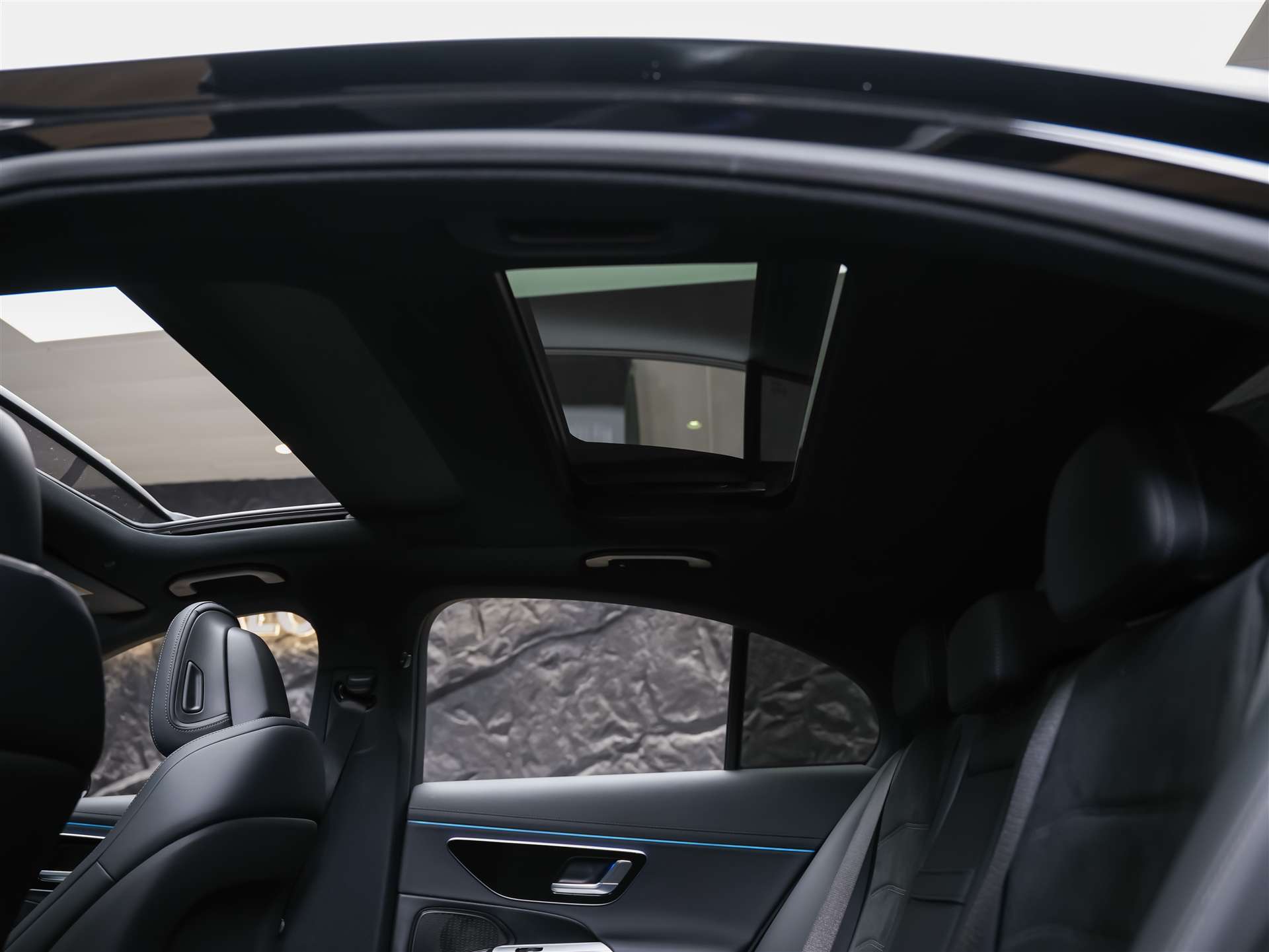 MERCEDES-BENZ E 220 d AMG Line 9G-Tronic "21" Felgen*Werksgarantie*Panorama*Lenkradheizung*-image-13
