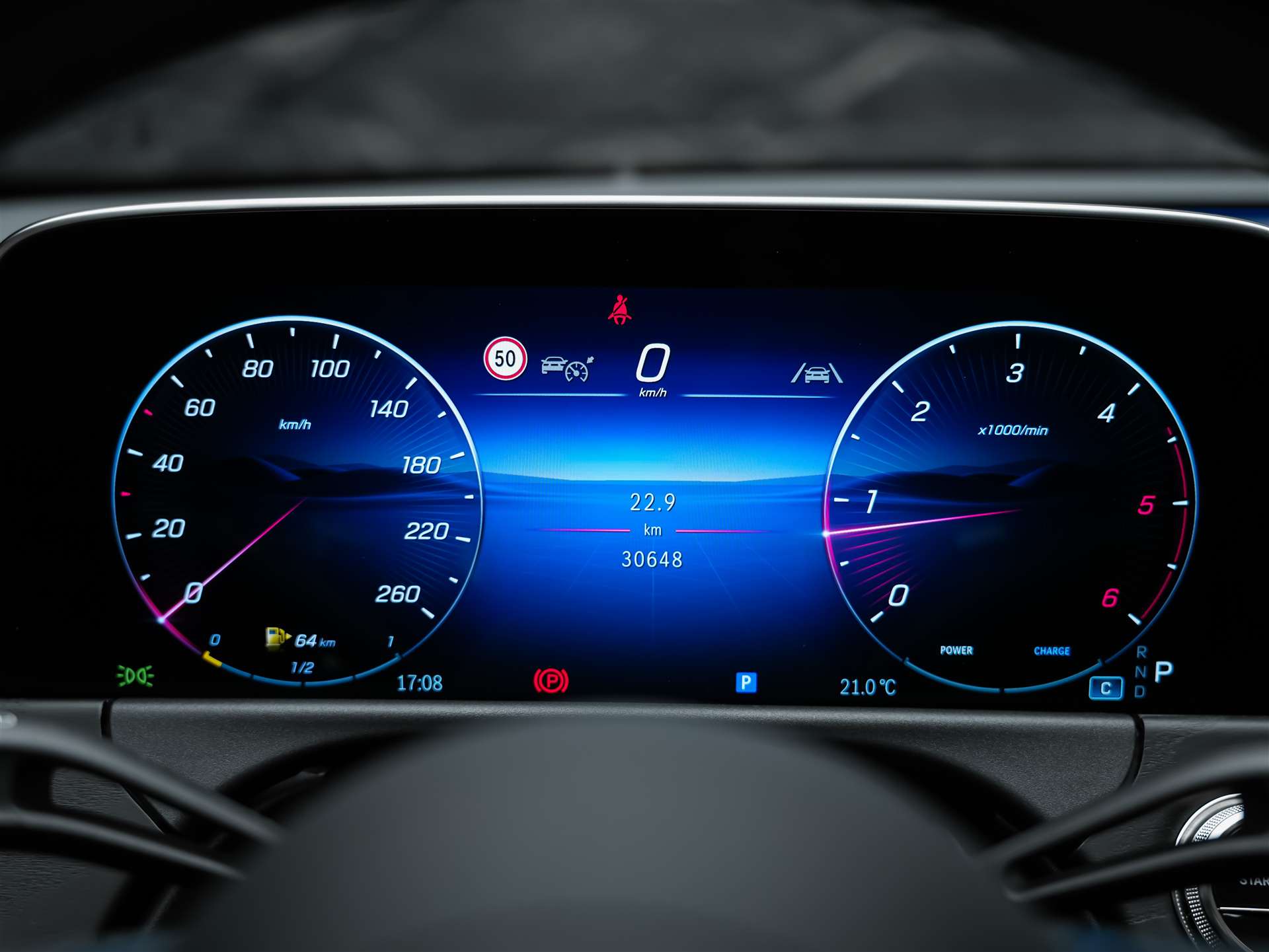 MERCEDES-BENZ E 220 d AMG Line 9G-Tronic "21" Felgen*Werksgarantie*Panorama*Lenkradheizung*-image-29