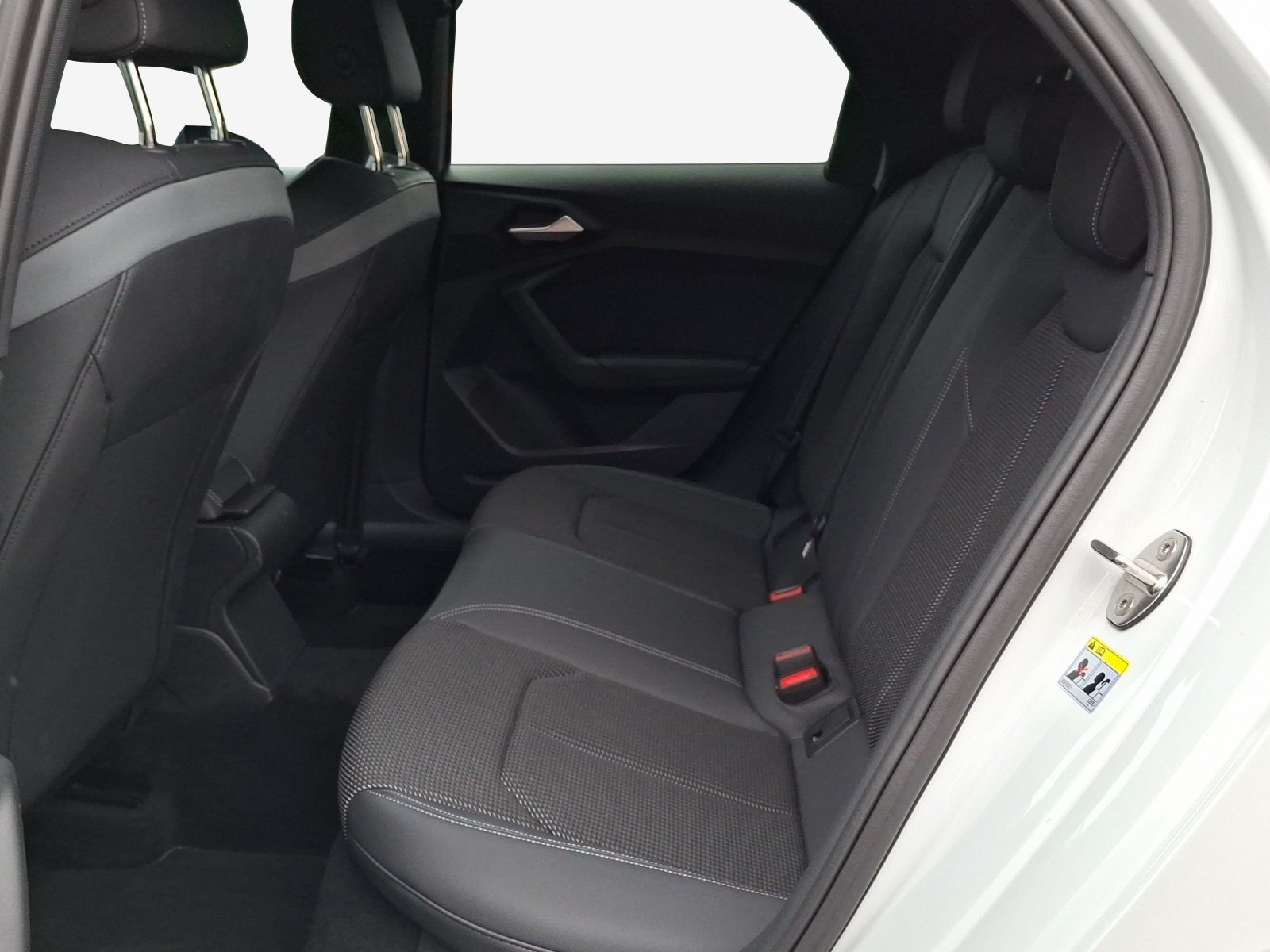 AUDI A1 Sportback 30 TFSI S Line Attraction S-tronic-image-11