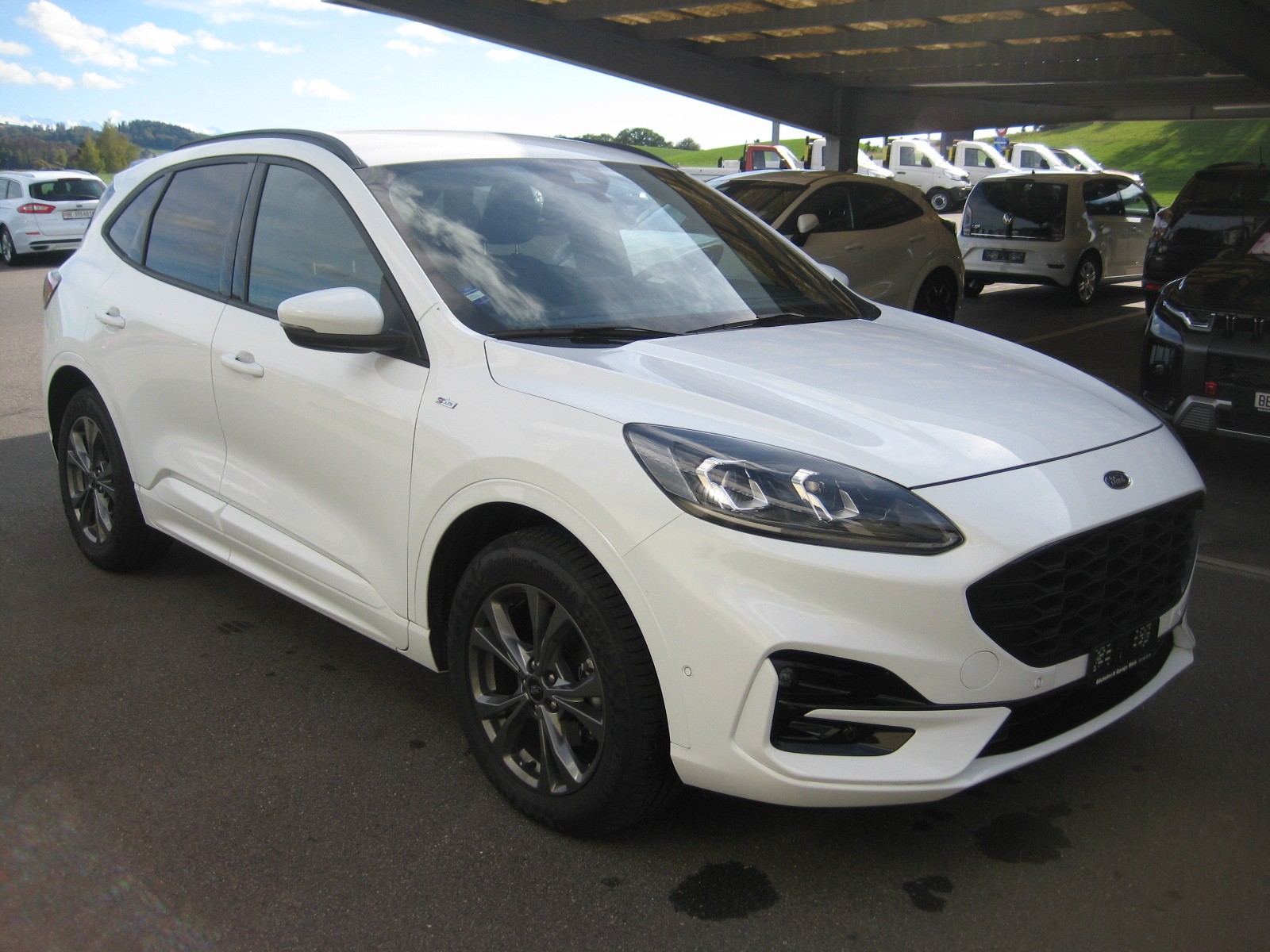 FORD Kuga 2.5 FHEV ST-Line X 4WD-image-4