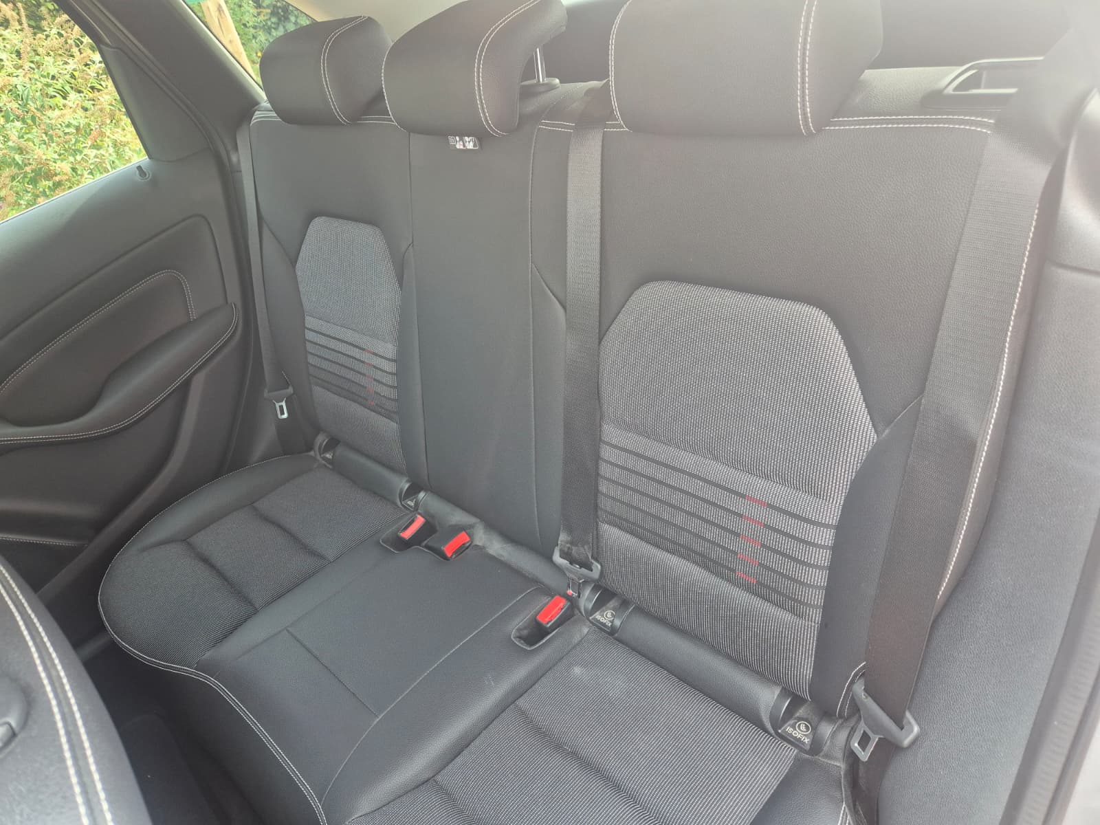 MERCEDES-BENZ B 250 Urban-image-5