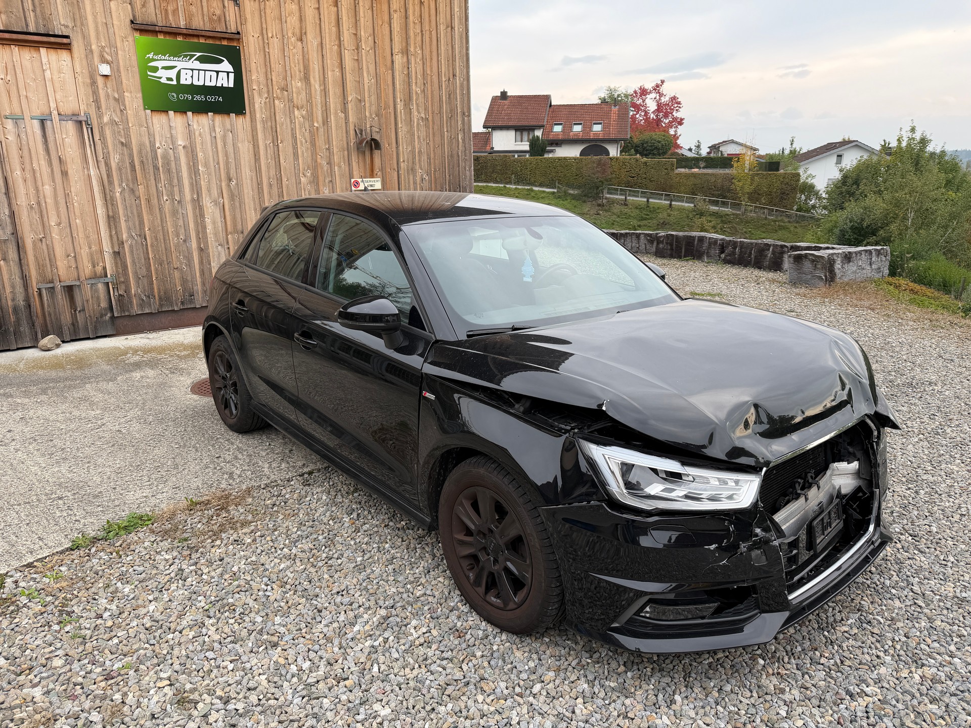 AUDI A1 Sportback 1.0 TFSI S-tronic-image-2